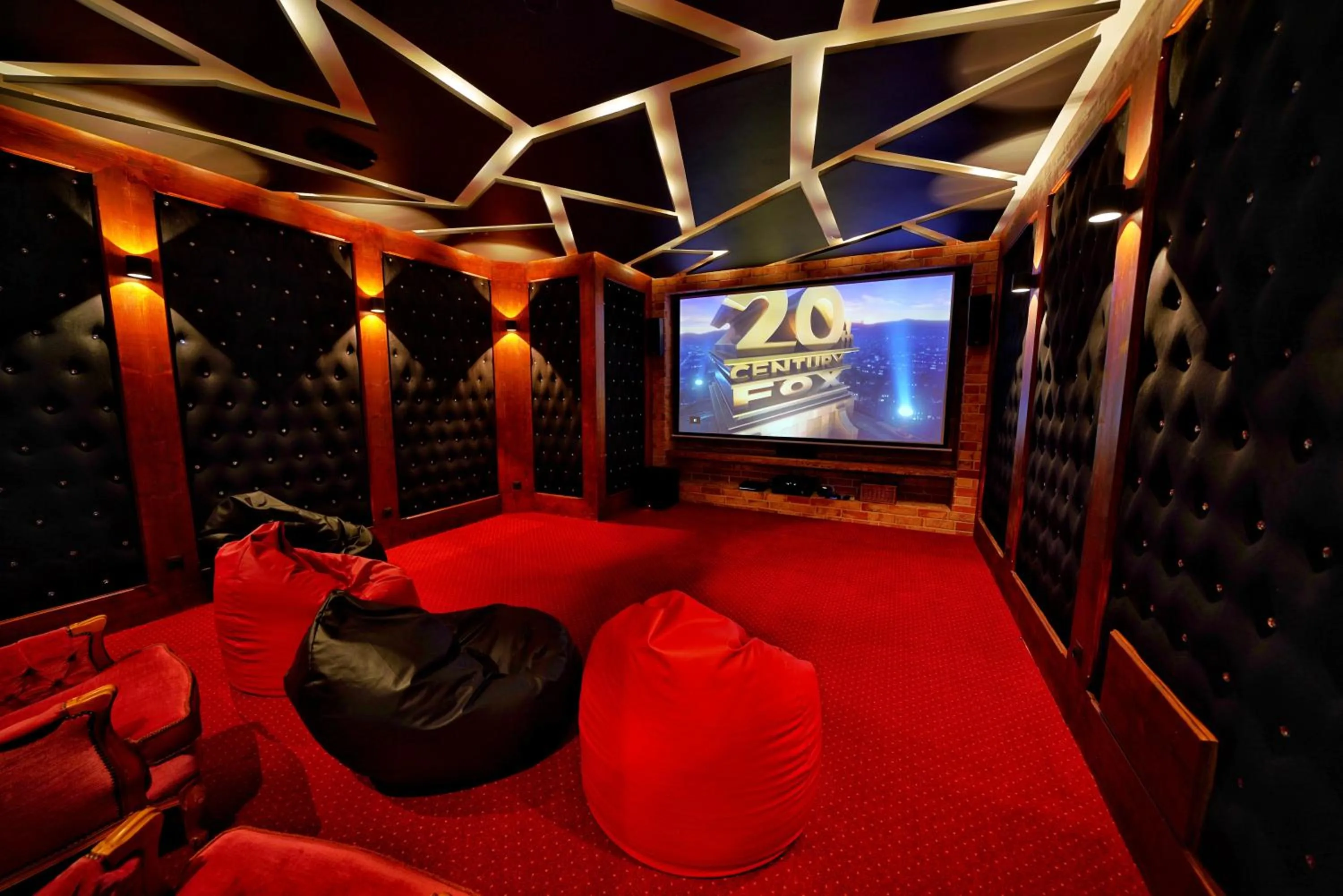 Communal lounge/ TV room in Willa Swoboda Garden Spa