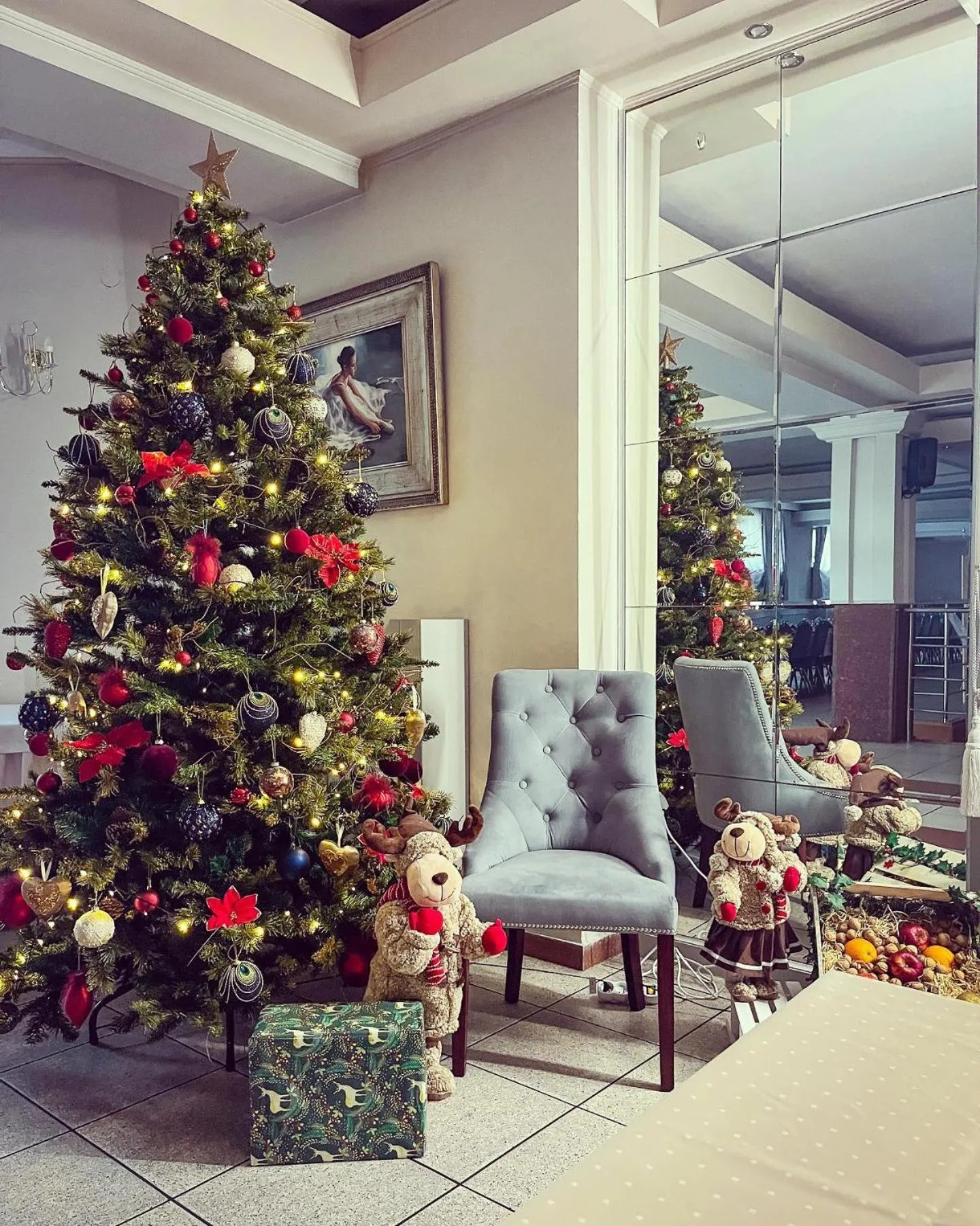 Restaurant/places to eat in Hotel Victoria