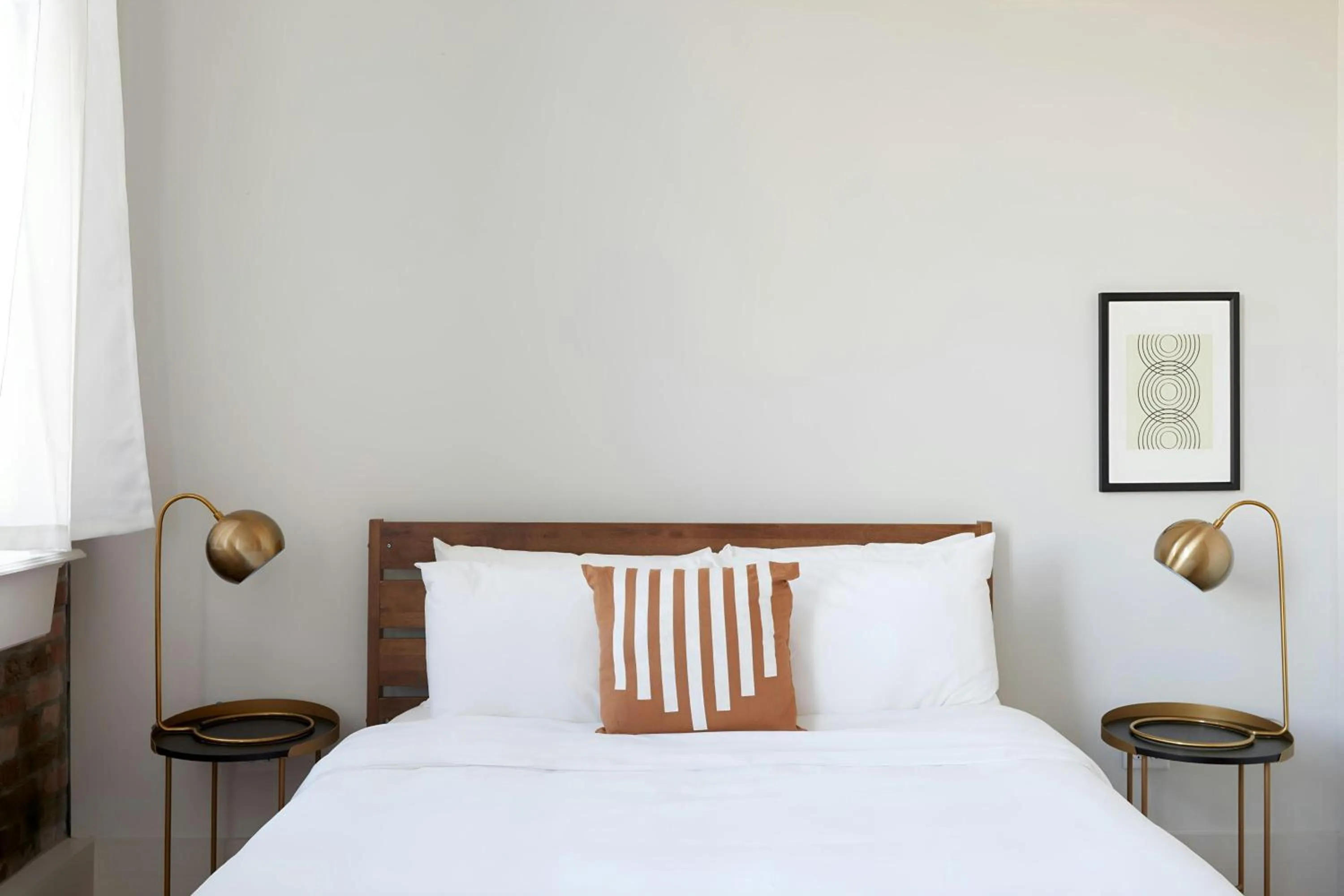 Bedroom, Bed in Sonder by Marriott Bonvoy Gravier Place Apartments Medical