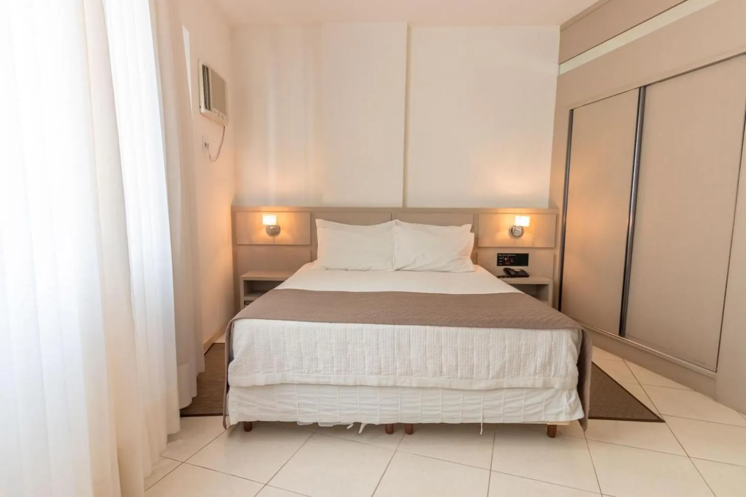 Bedroom, Bed in Hotel Ilha da Madeira