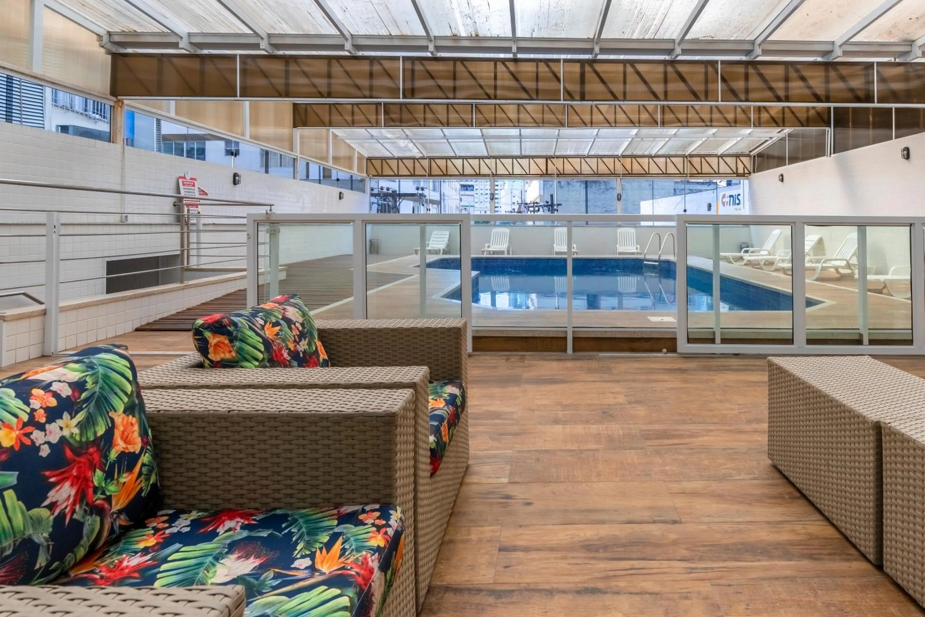 Swimming pool in Hotel Ilha da Madeira
