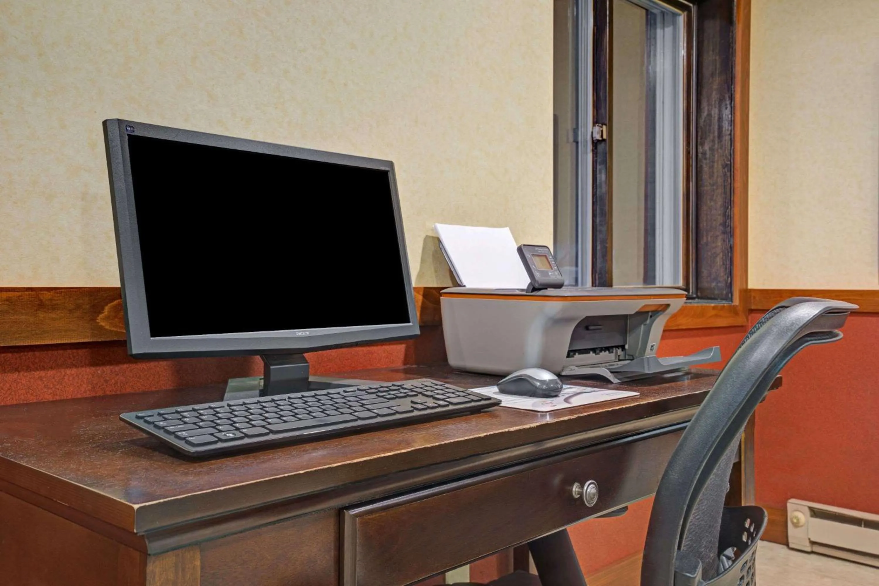 On site in Super 8 by Wyndham Monticello