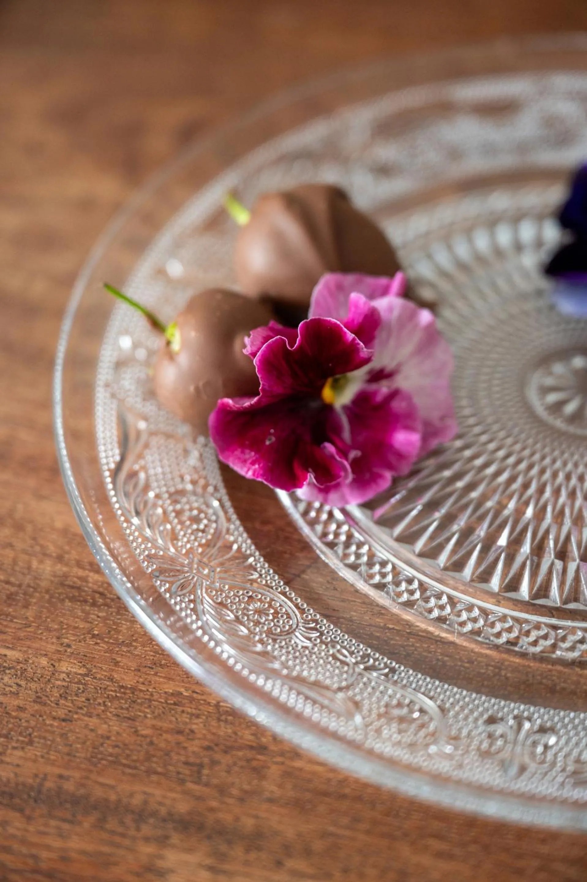 Food and drinks in Enchanted Manor