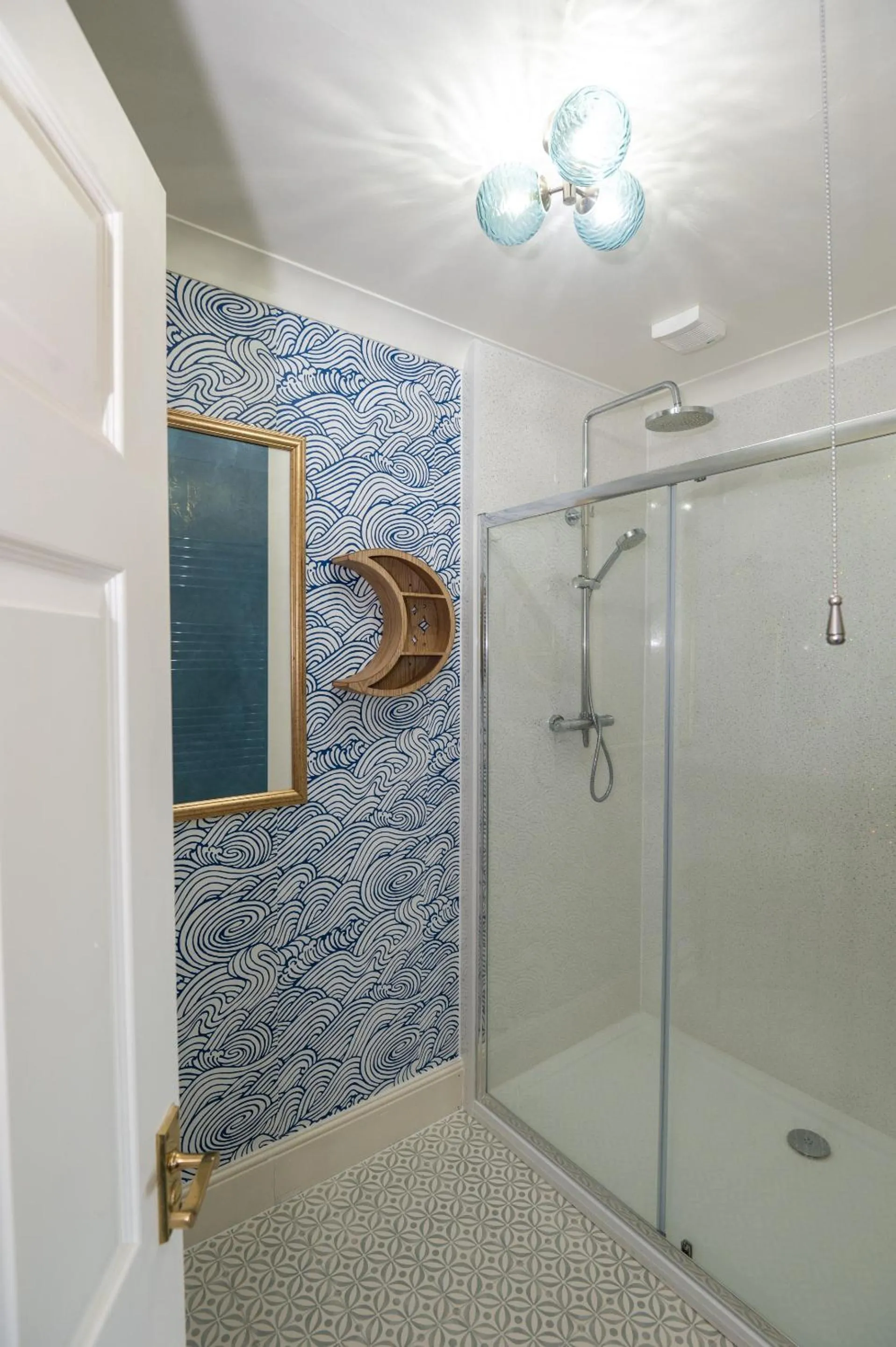 Bathroom in Enchanted Manor