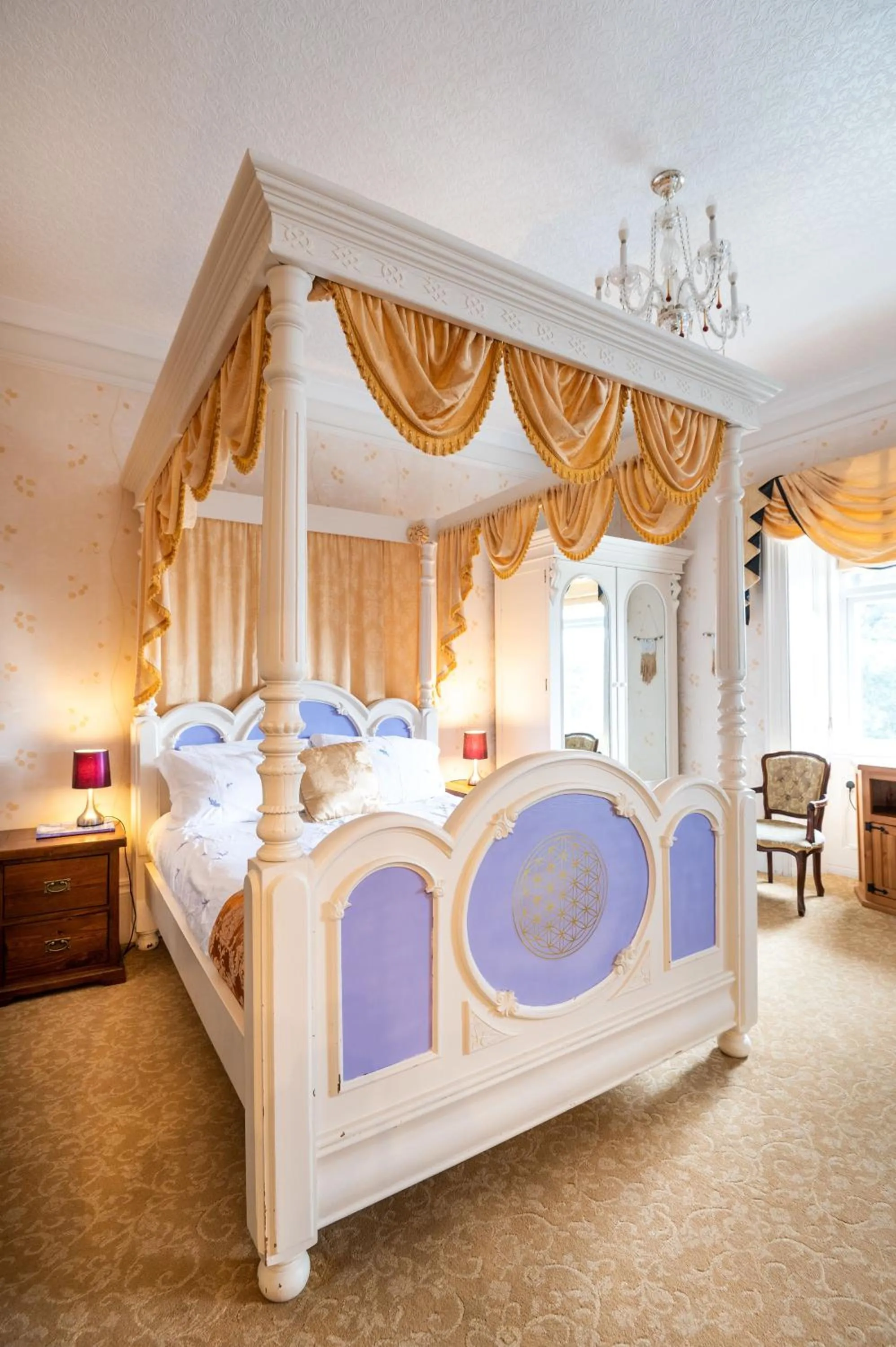 Bedroom, Bed in Enchanted Manor