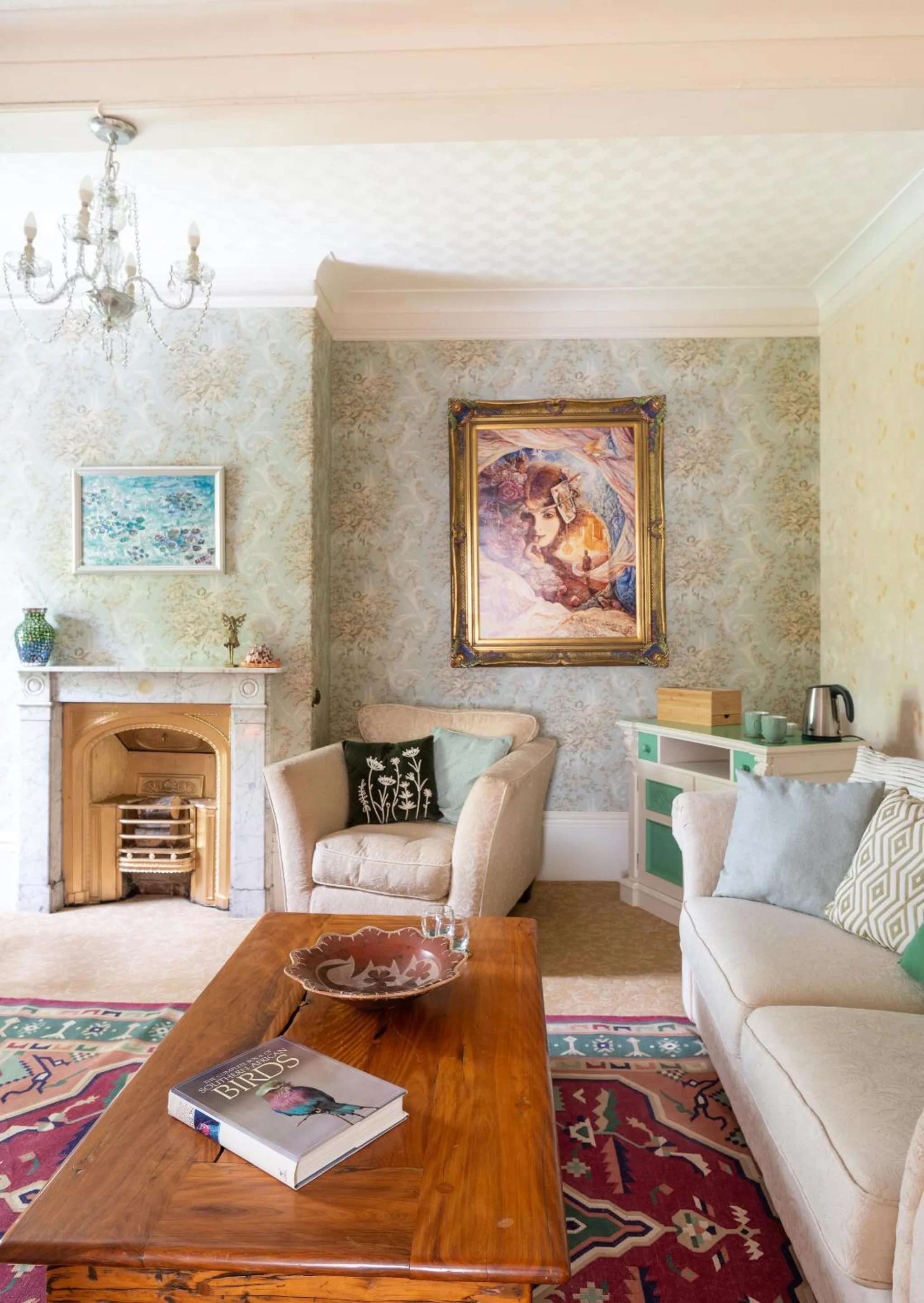 Living room in Enchanted Manor