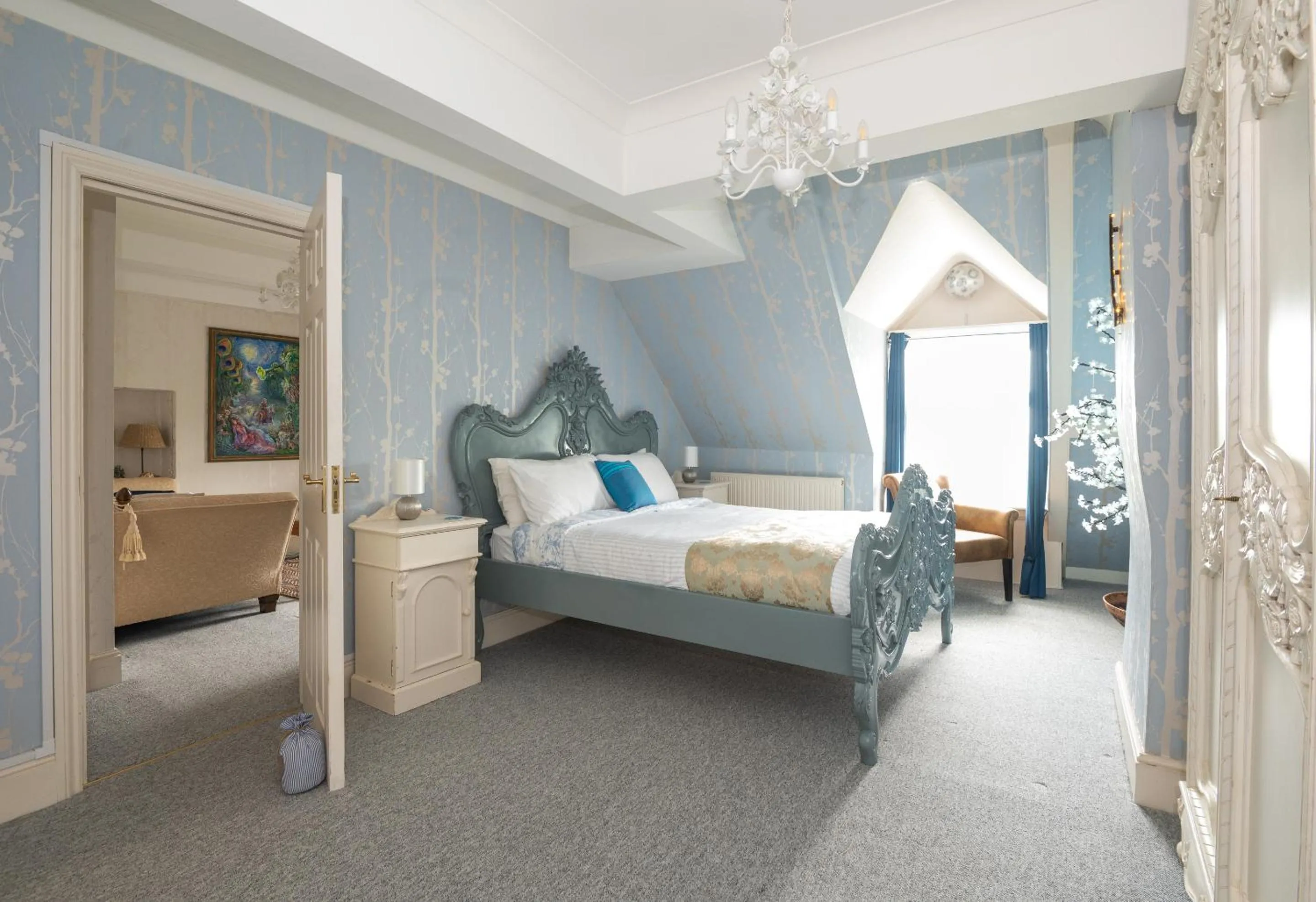 Bedroom, Bed in Enchanted Manor