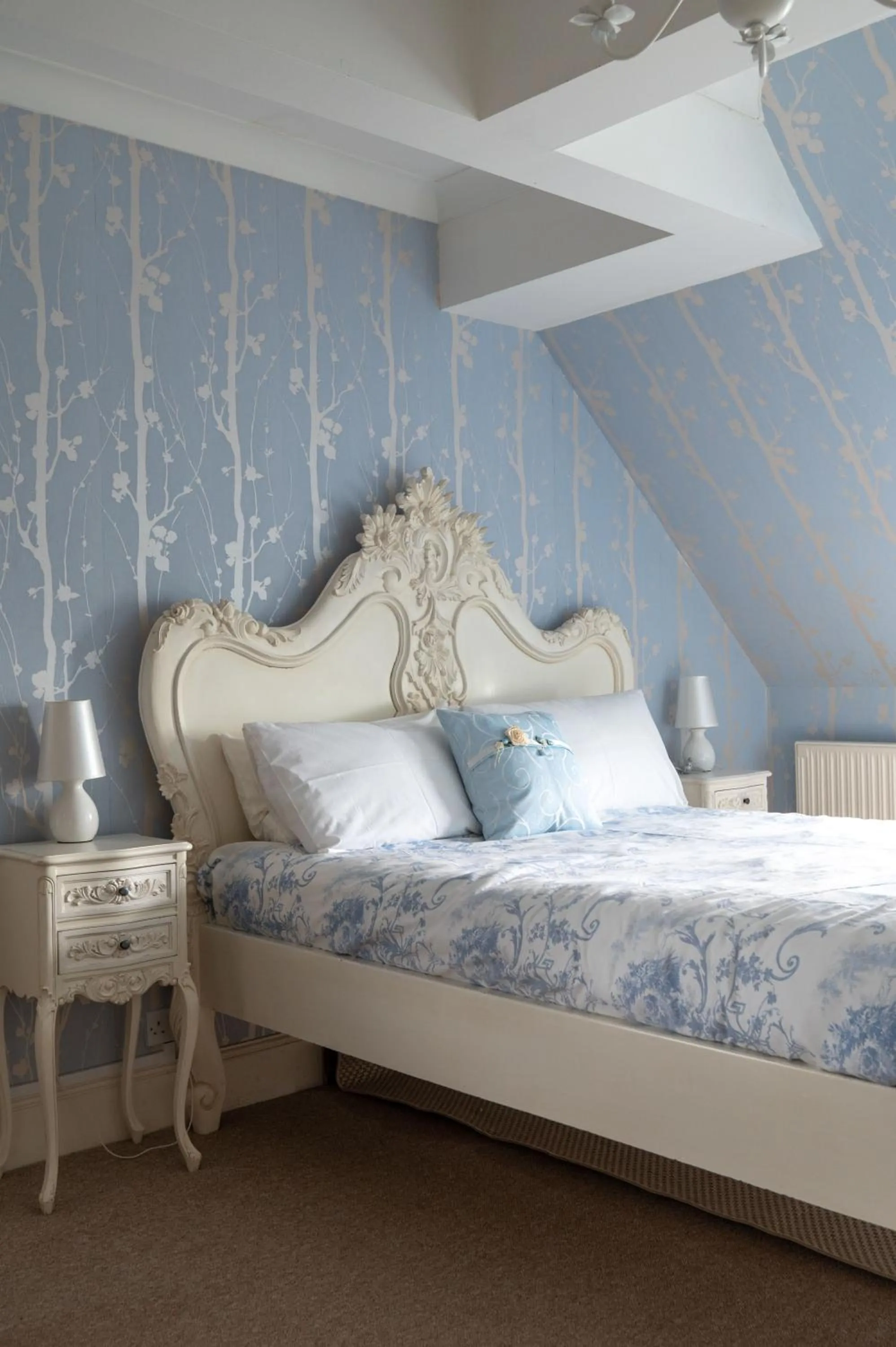 Bedroom, Bed in Enchanted Manor