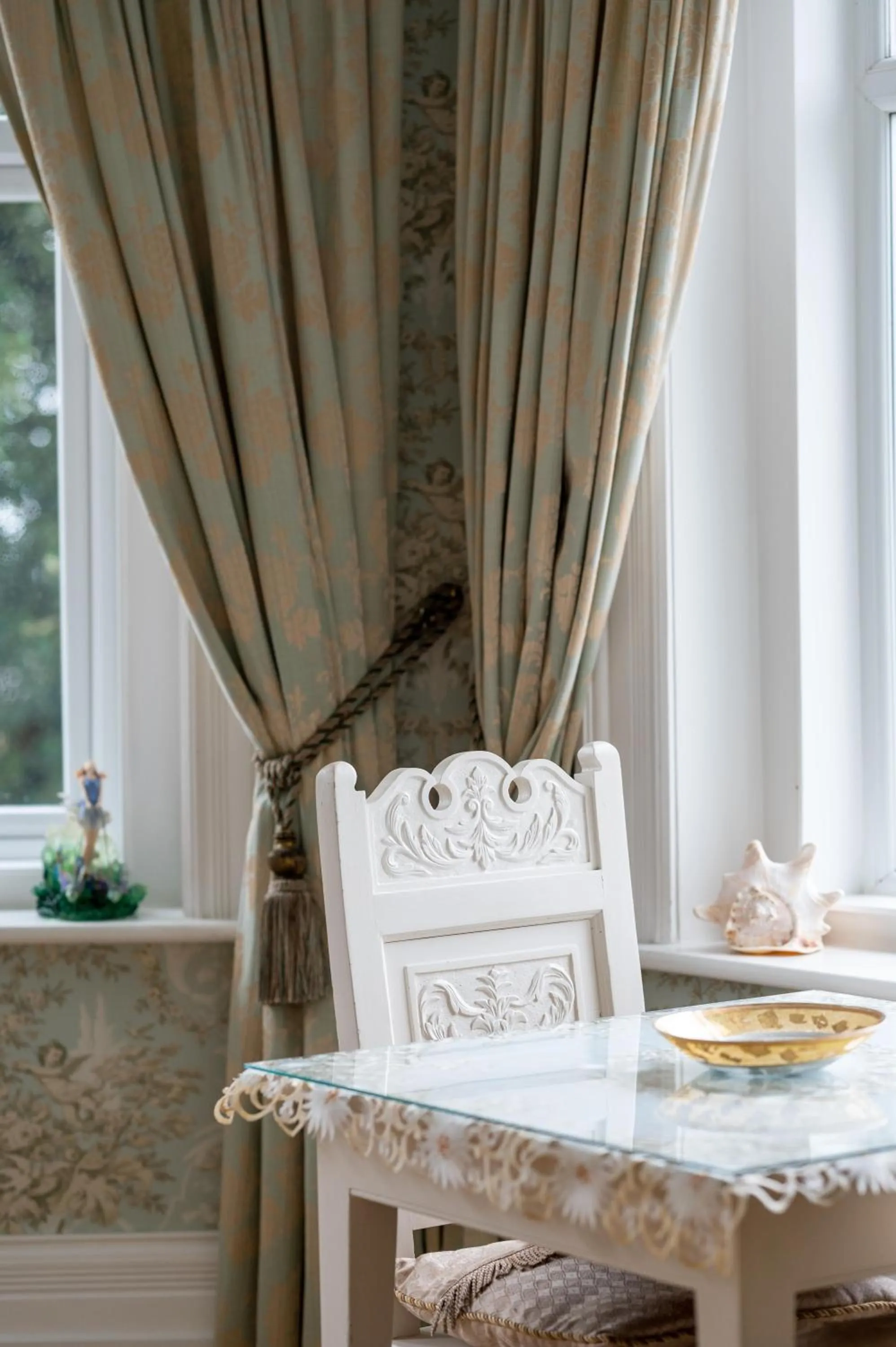 Bedroom in Enchanted Manor