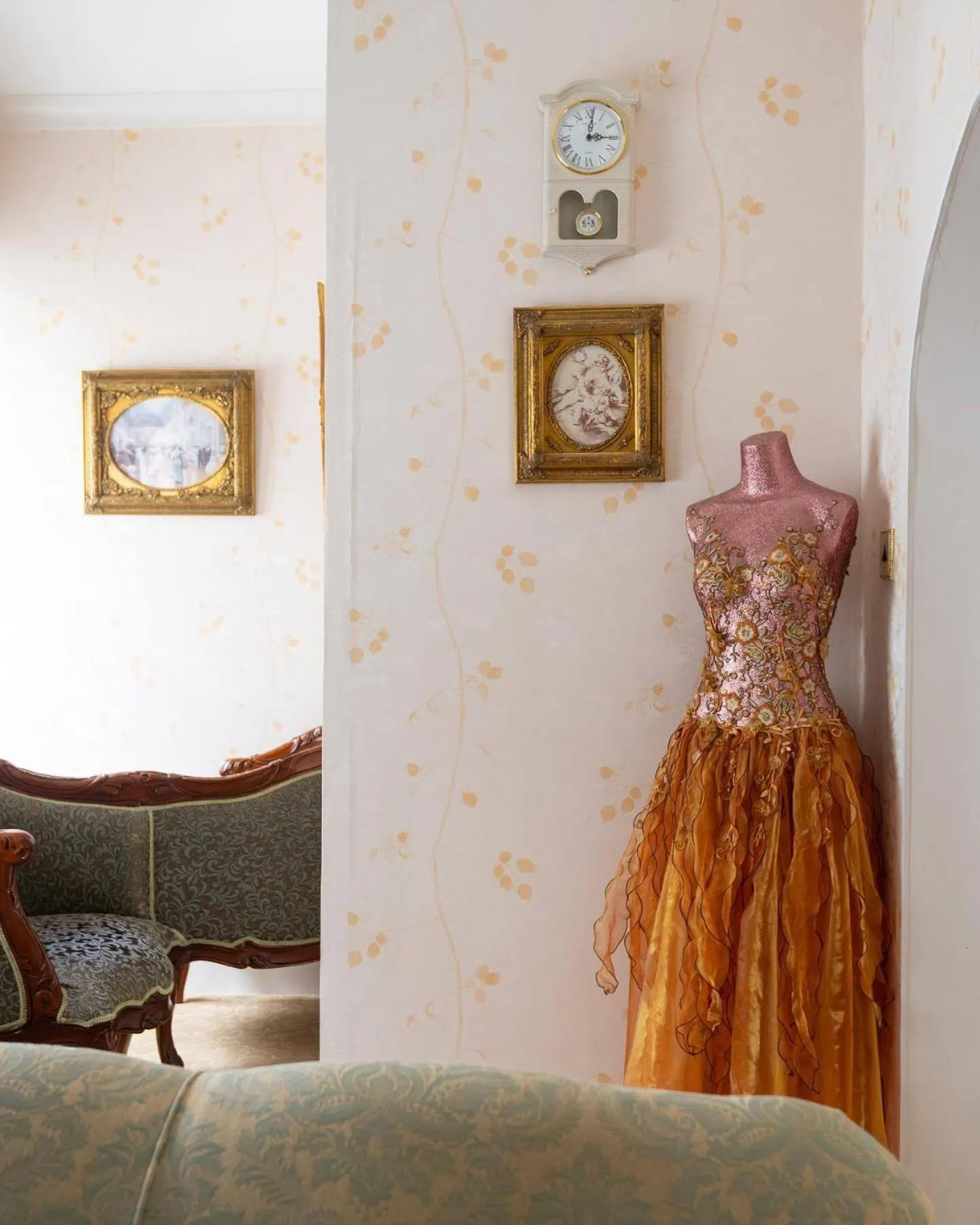 Bedroom in Enchanted Manor