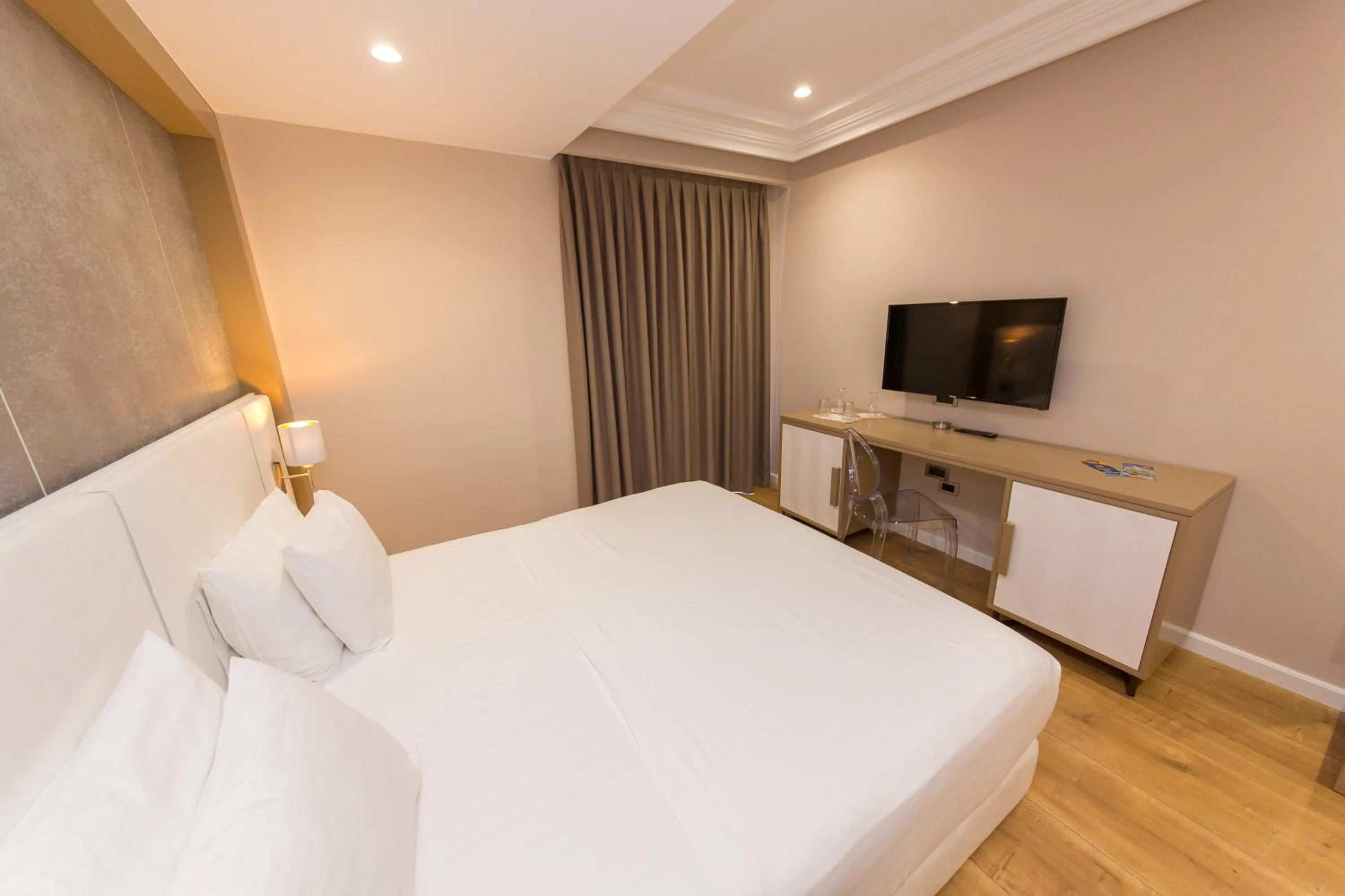 Bed in Hotel Brilant Saranda