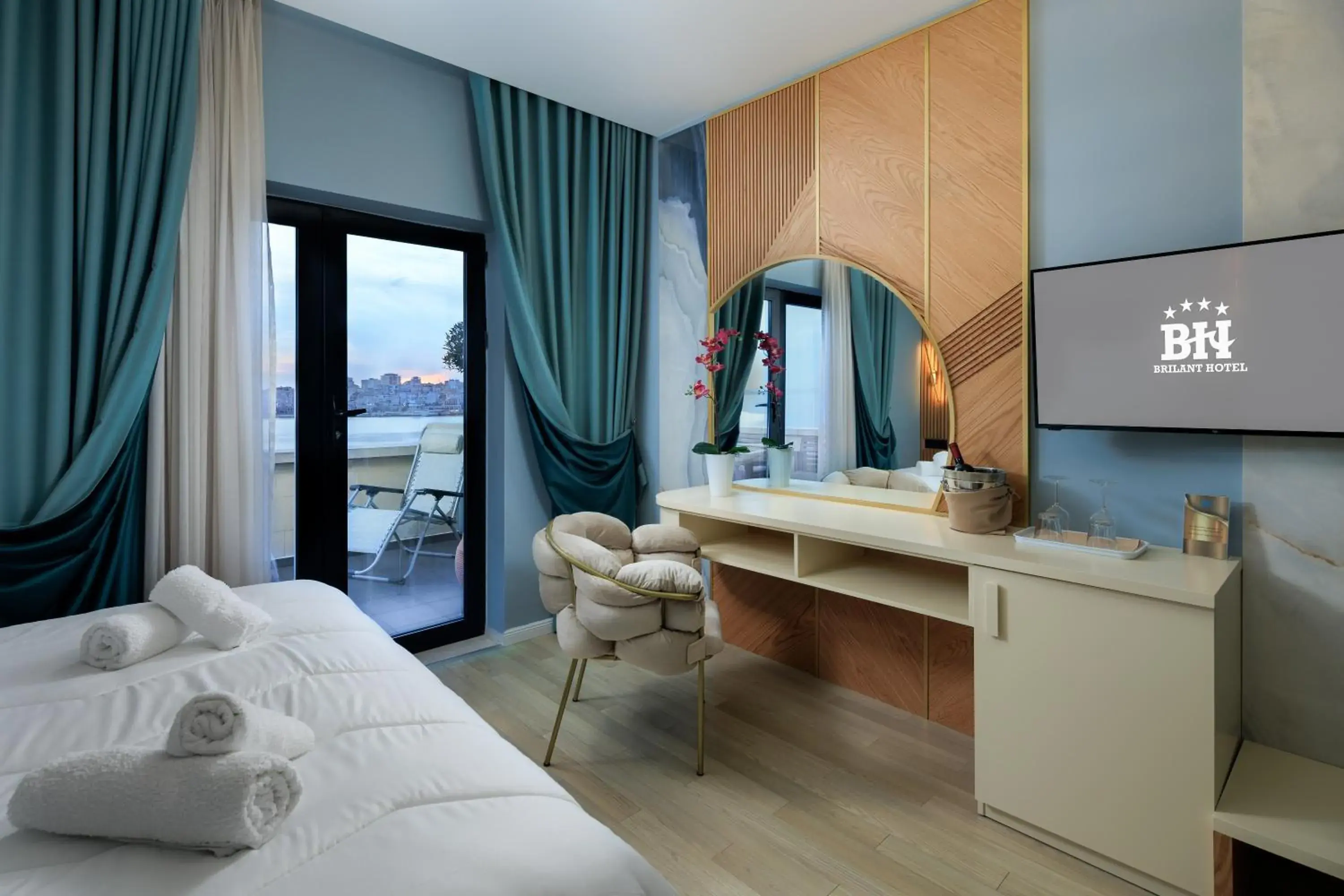 Photo of the whole room, Bed in Hotel Brilant Saranda Photo of the whole room, Bed in Hotel Brilant Saranda