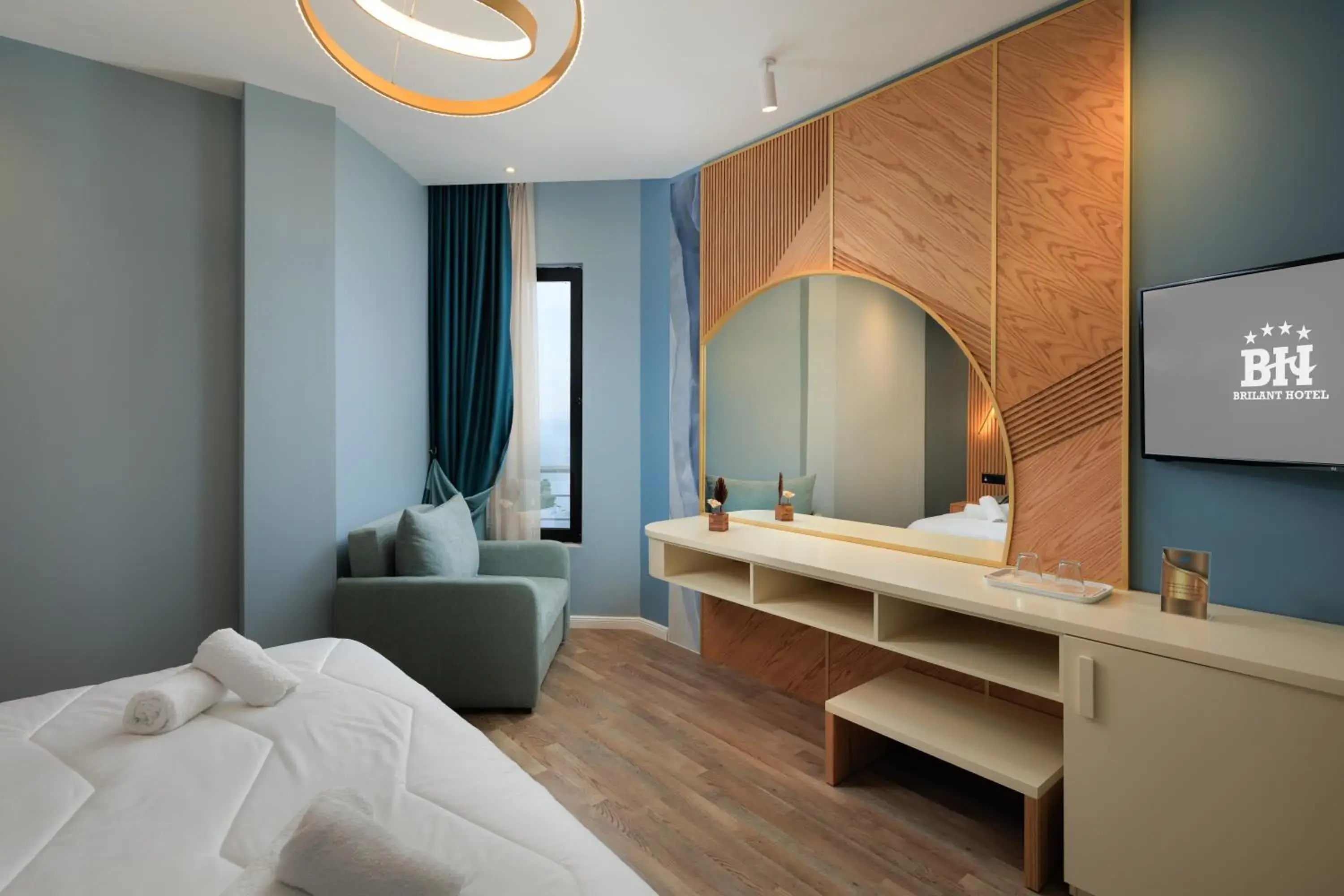 Double or Twin Room with Side Sea View in Hotel Brilant Saranda Double or Twin Room with Side Sea View in Hotel Brilant Saranda