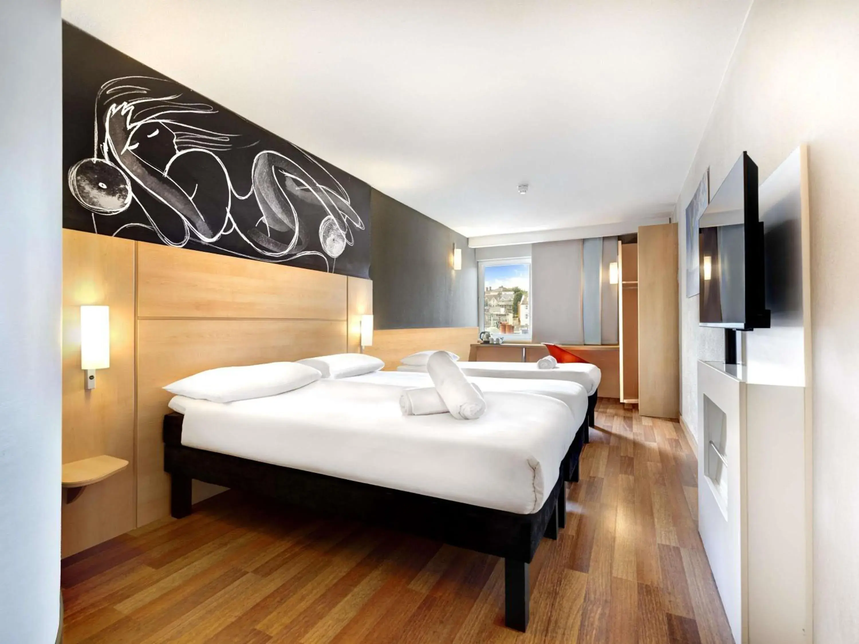 Bedroom, Bed in ibis Brighton City Centre - Station Bedroom, Bed in ibis Brighton City Centre - Station