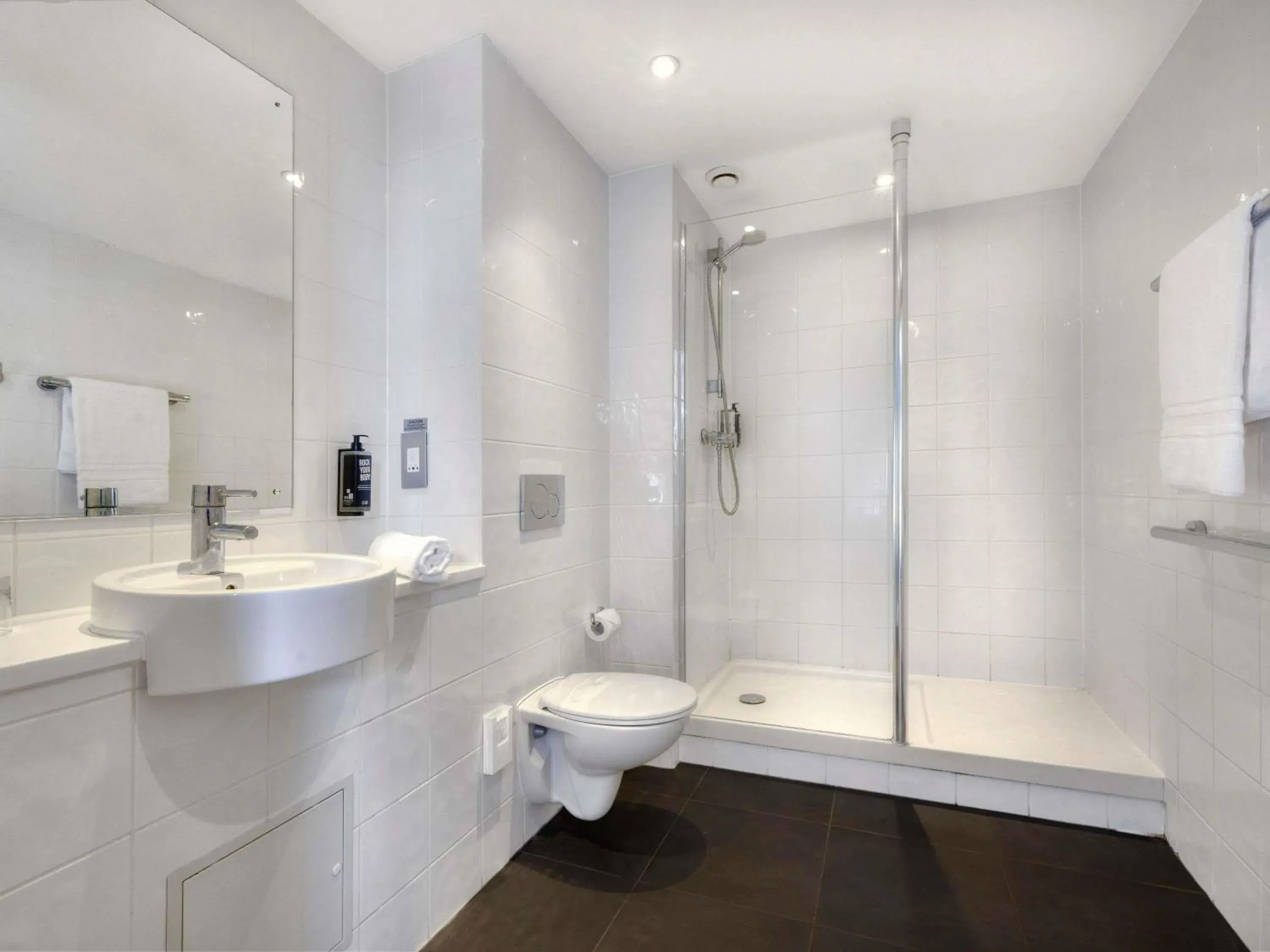 Bedroom in ibis Brighton City Centre - Station Bedroom in ibis Brighton City Centre - Station