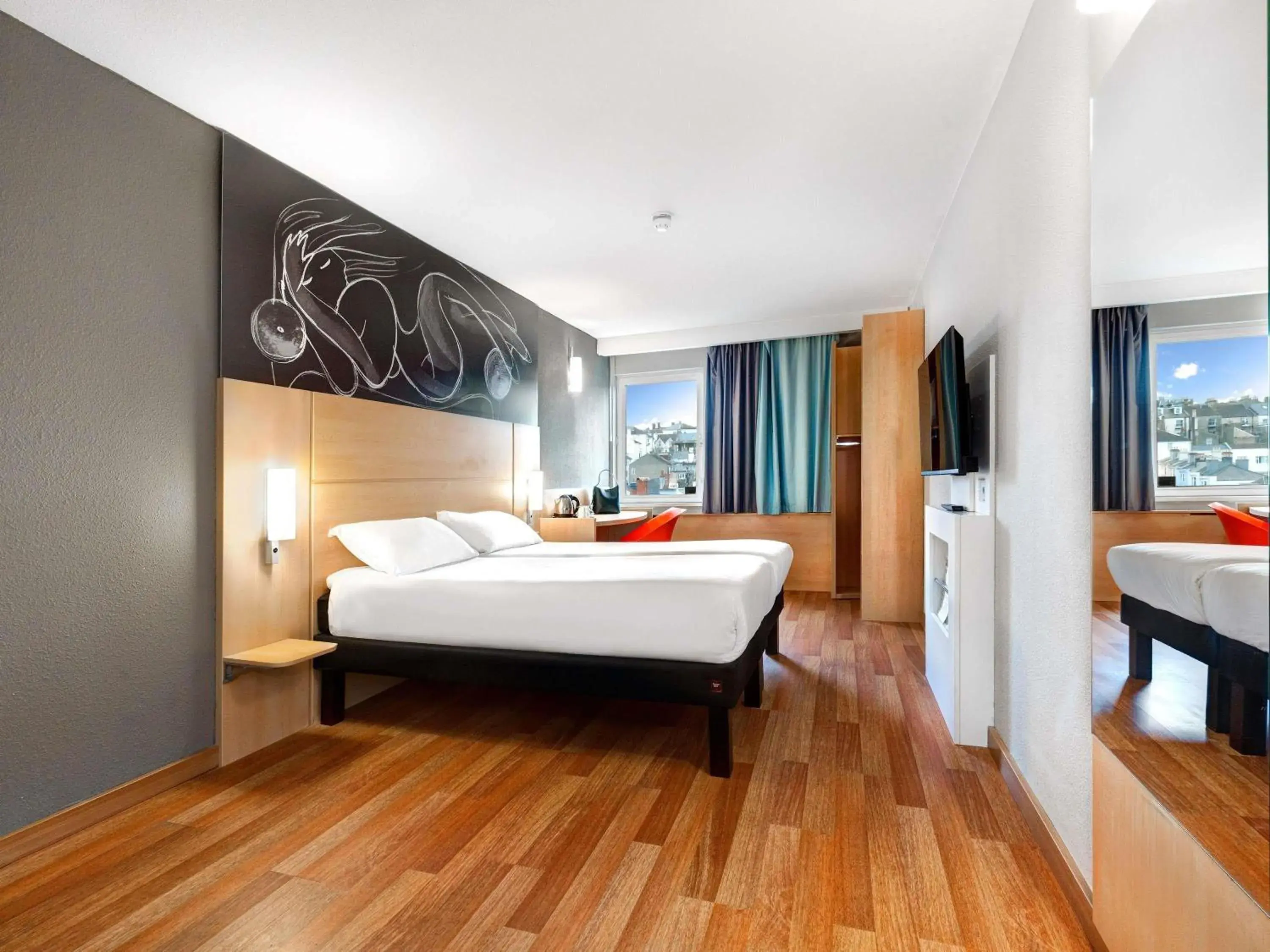 Bedroom, Bed in ibis Brighton City Centre - Station Bedroom, Bed in ibis Brighton City Centre - Station