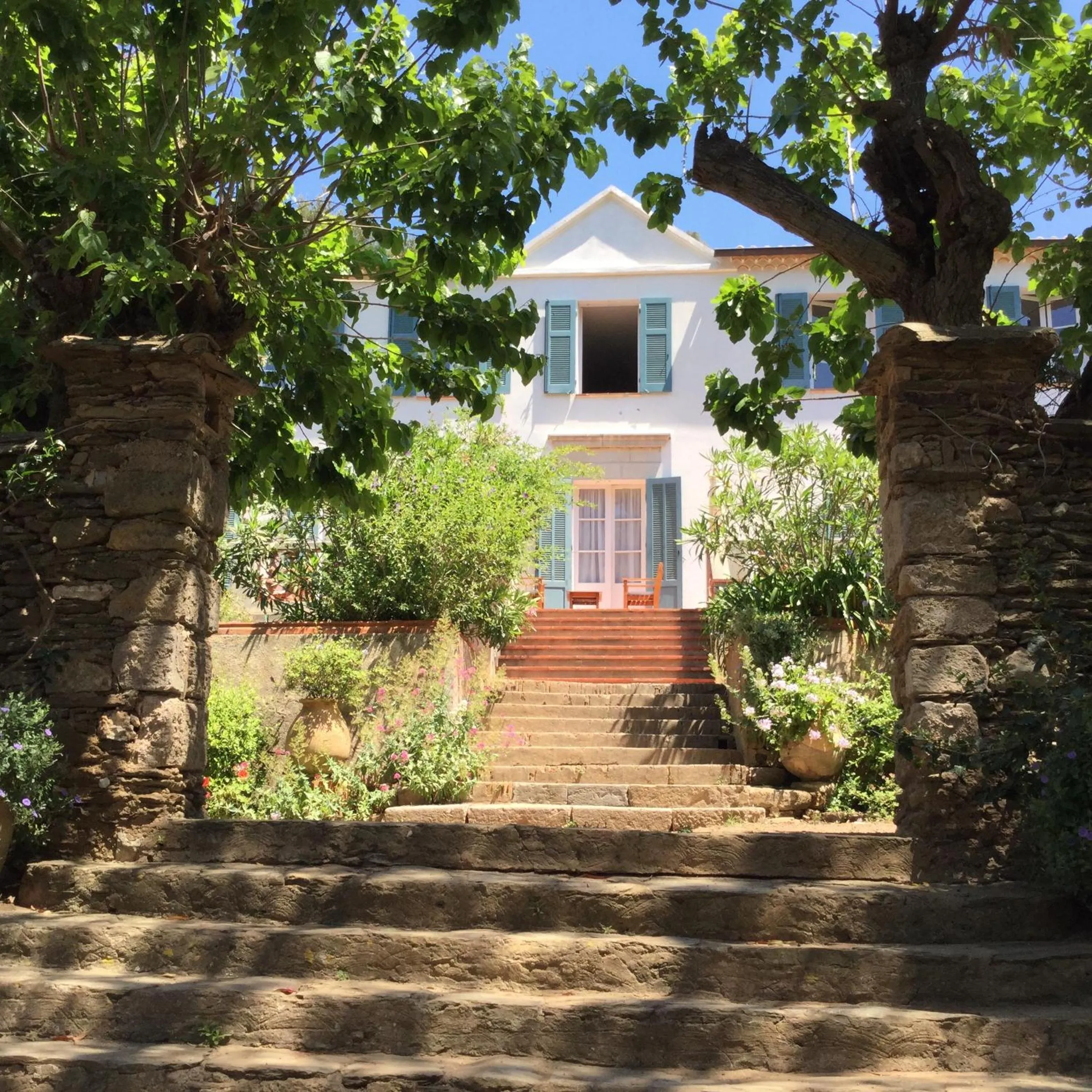 Facade/entrance in Le Manoir de Port-Cros