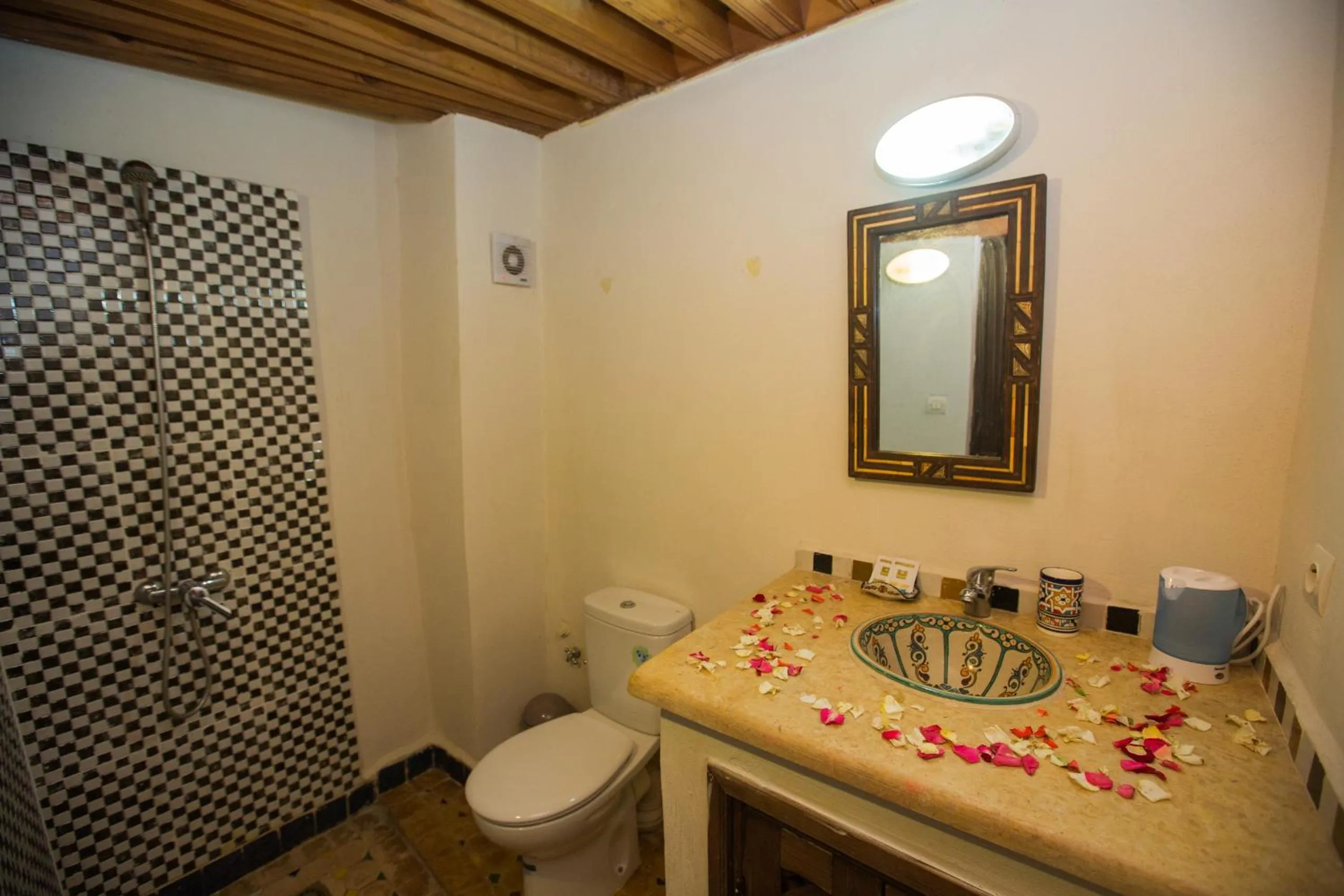 Bathroom in Riad Zina Fes - Elegance in the Heart of Fes