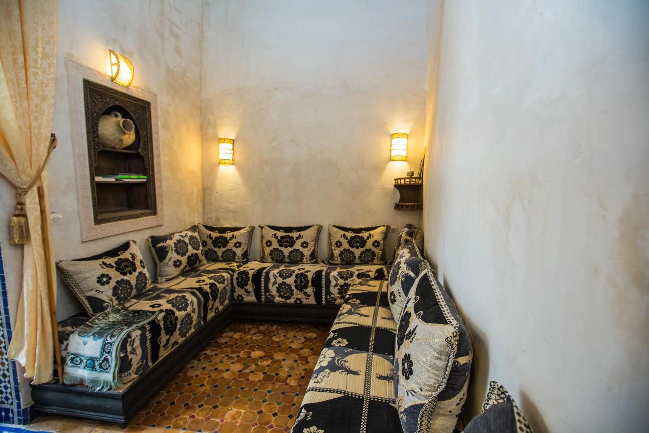 Living room in Riad Zina Fes - Elegance in the Heart of Fes
