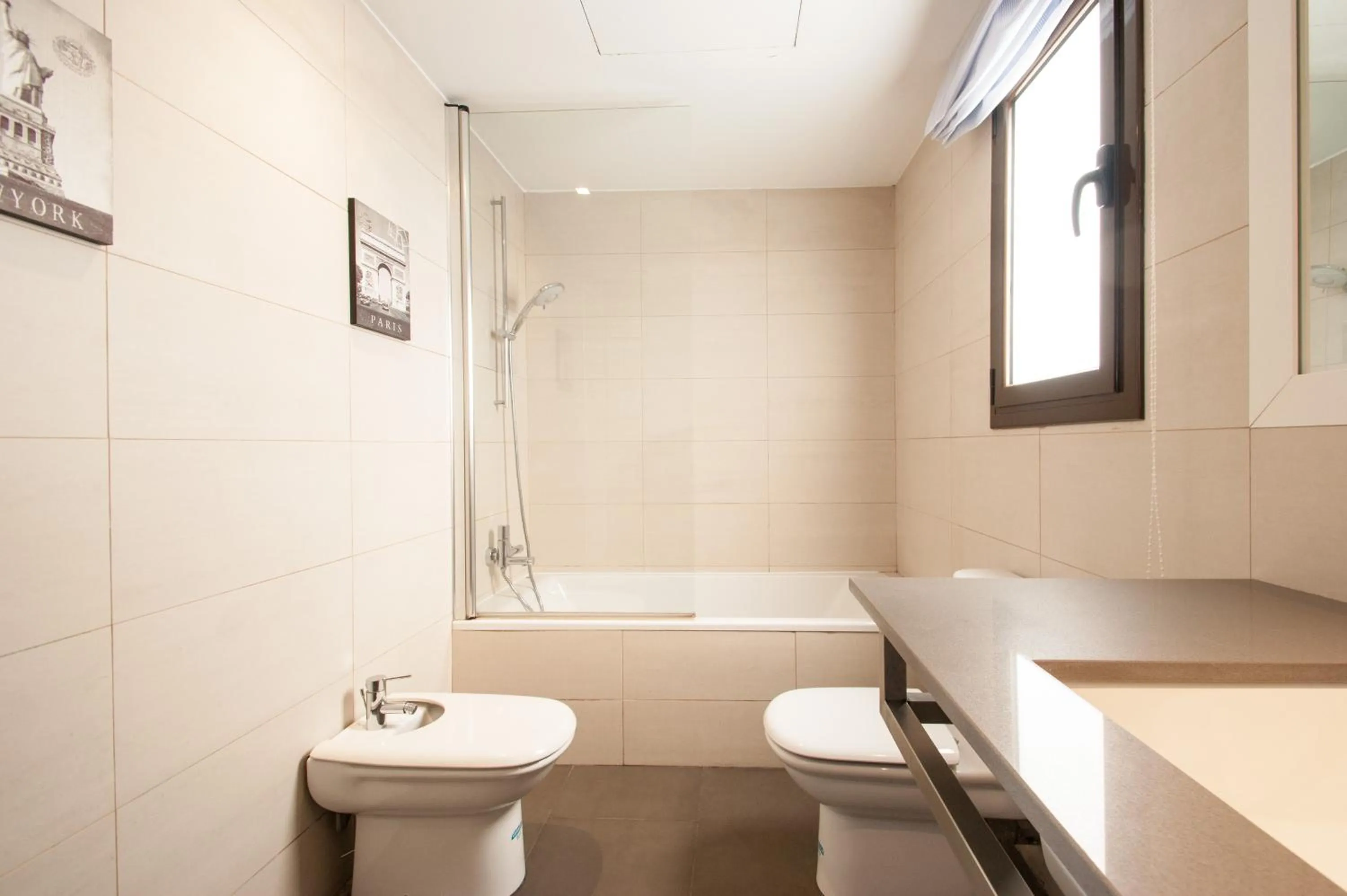 Bathroom in BCN Apartments 41