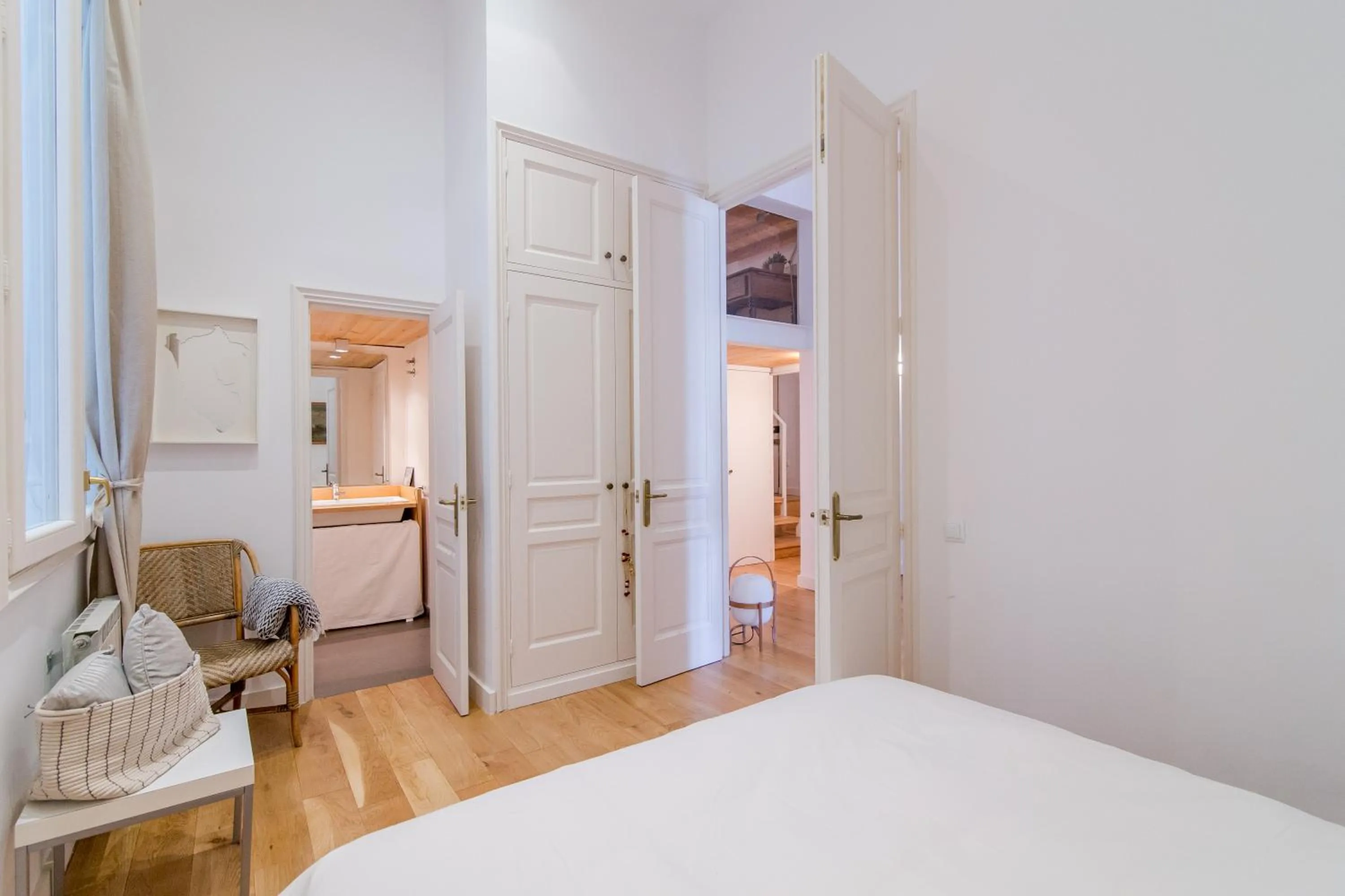 Bedroom, Bed in BCN Apartments 41