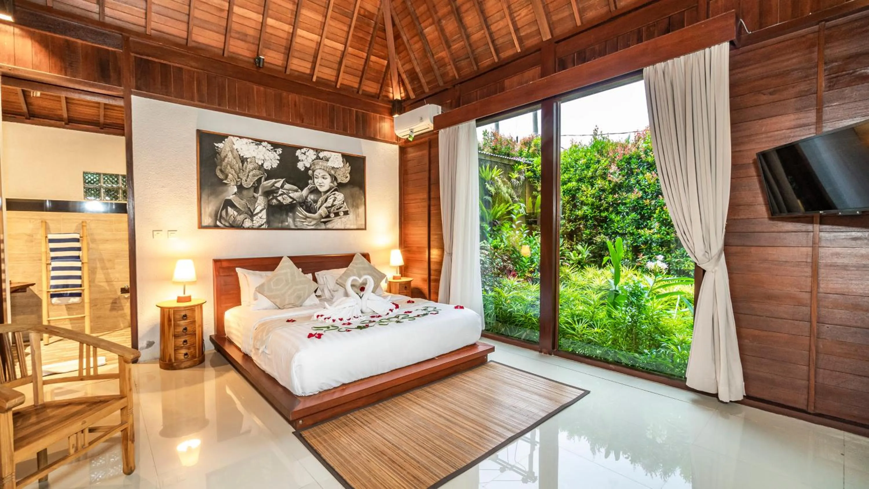 Bed in Uma Kakul Villas