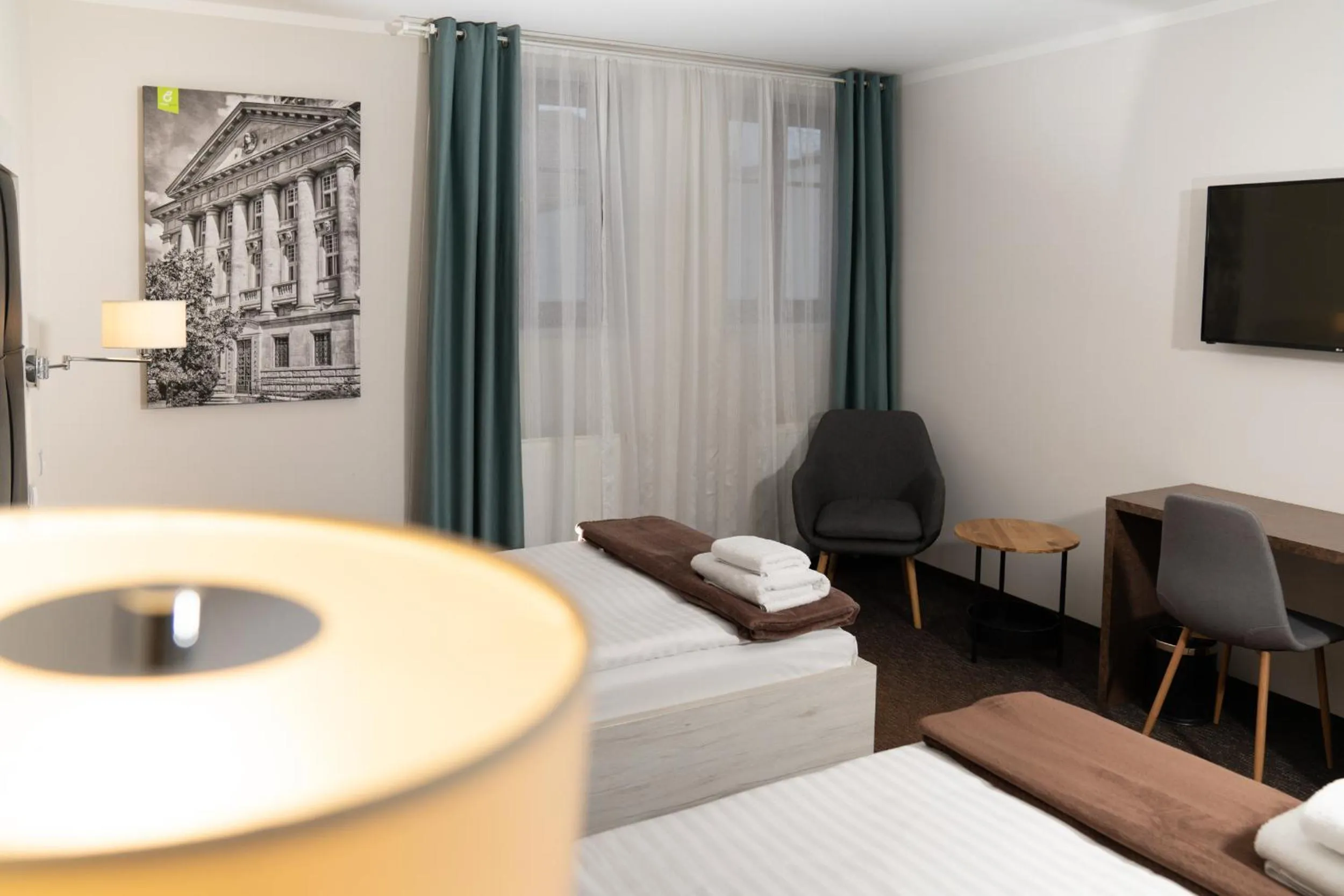 Photo of the whole room, Bed in Hotel Grunt