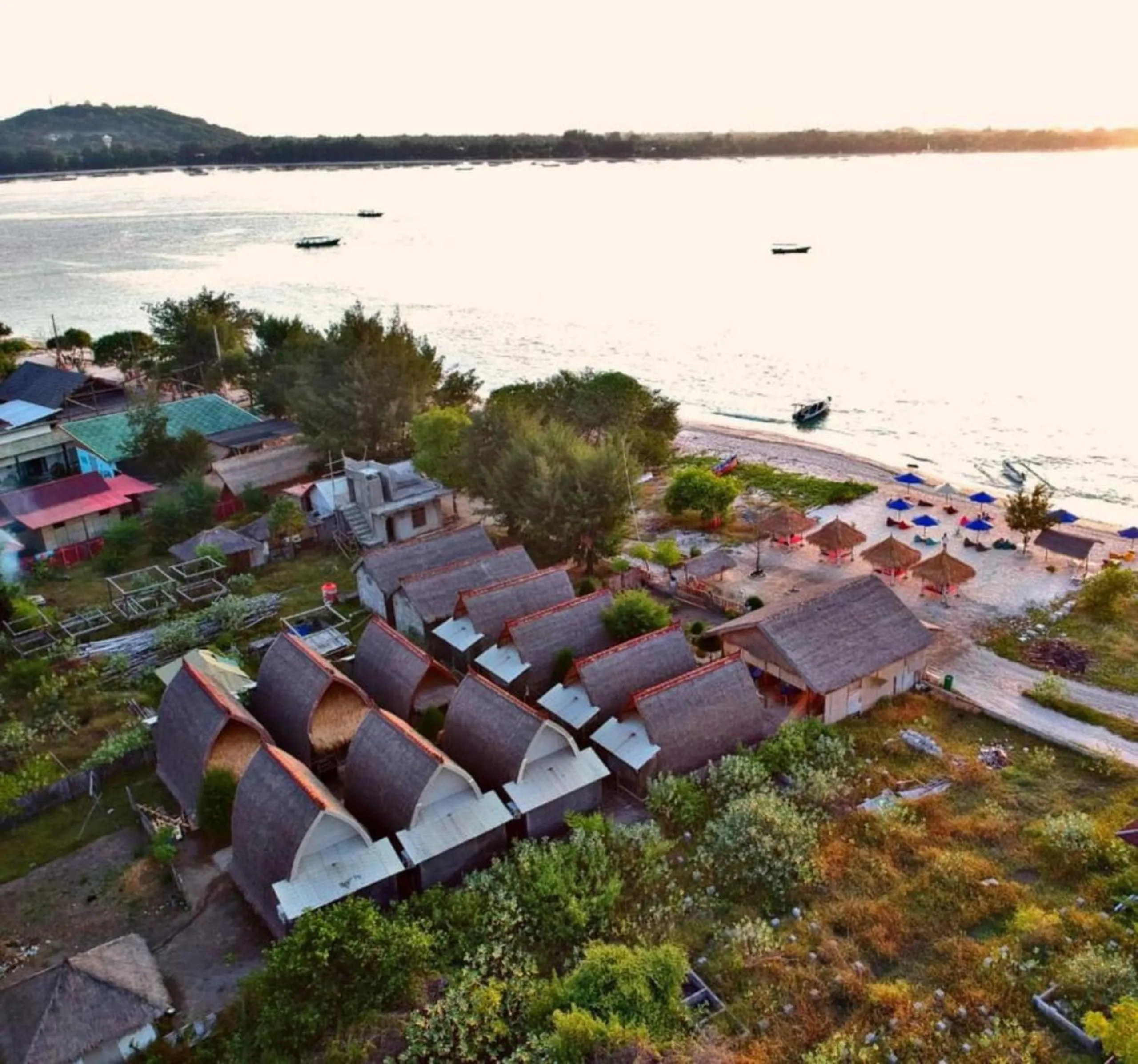 Bird's eye view in Sunset Beach Bungalow