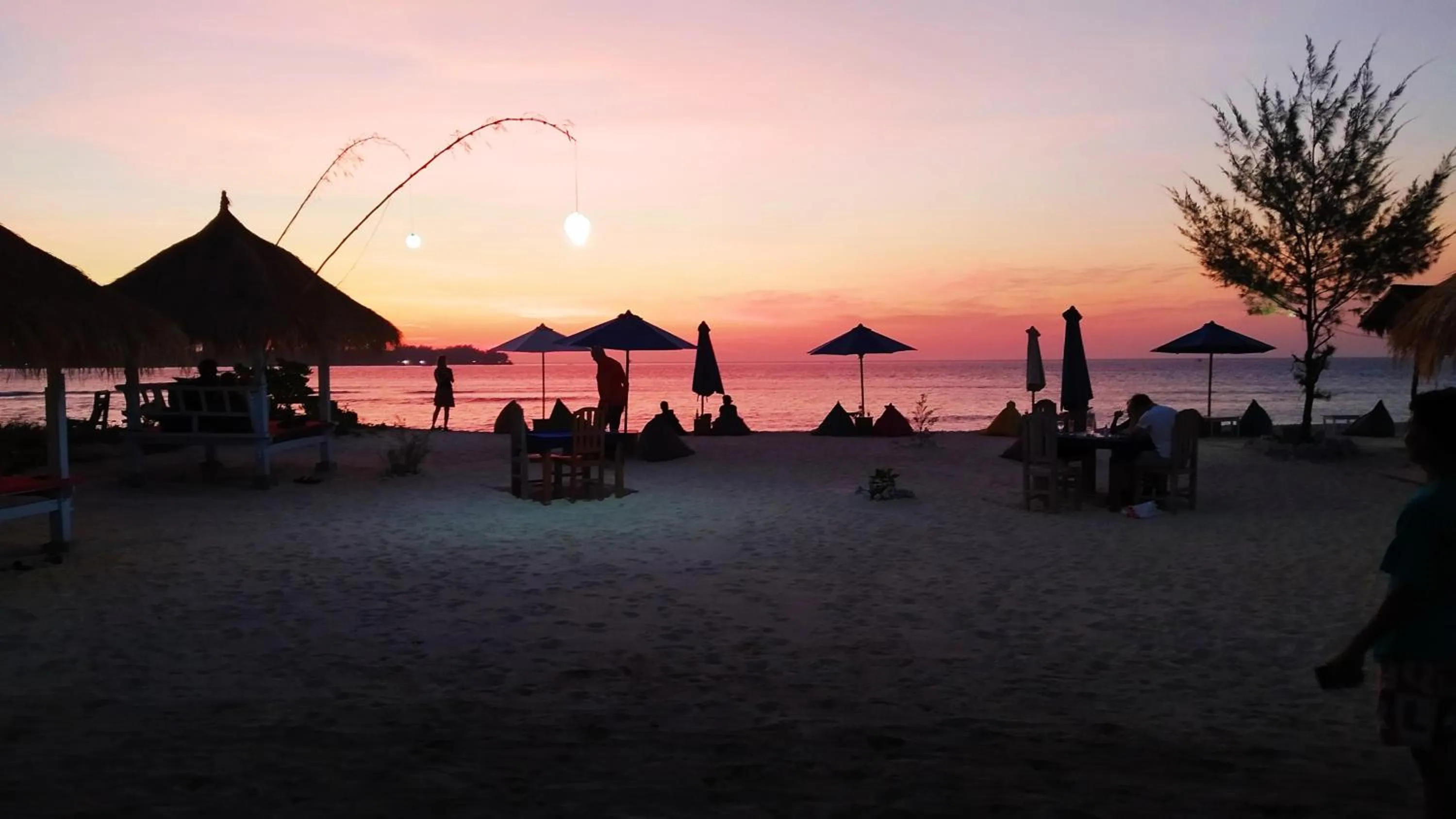 Sunset Beach Bungalow