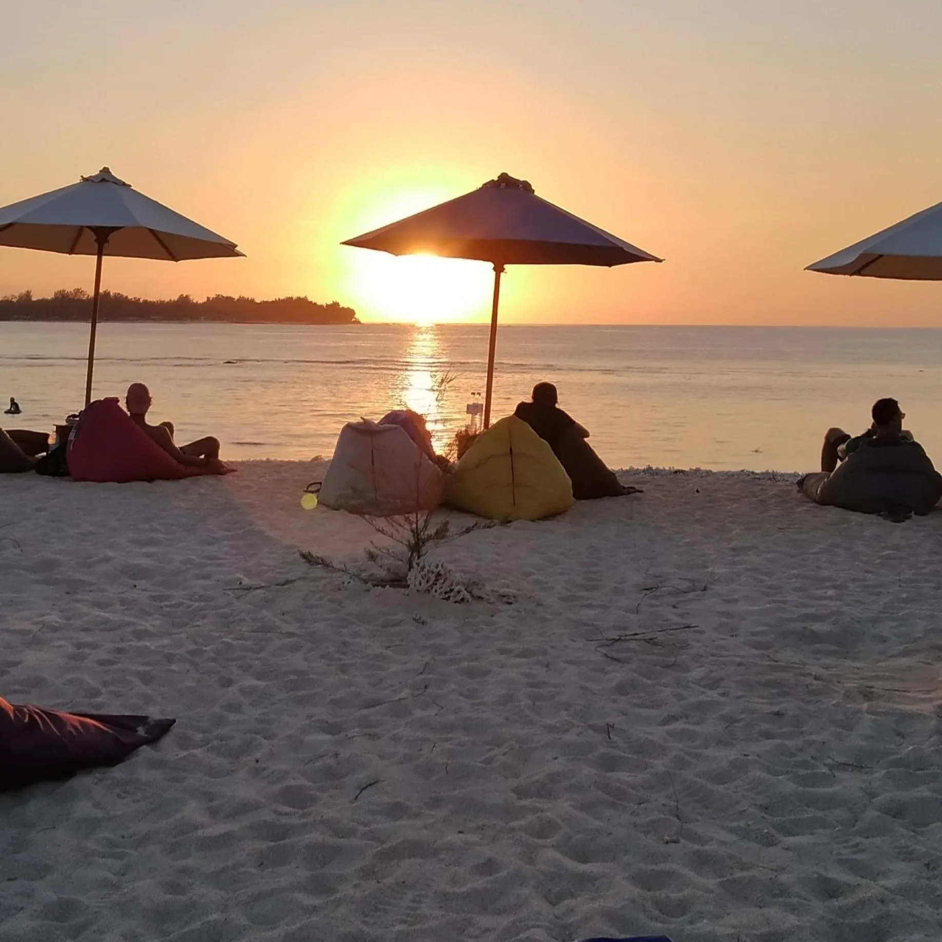 Sunset Beach Bungalow