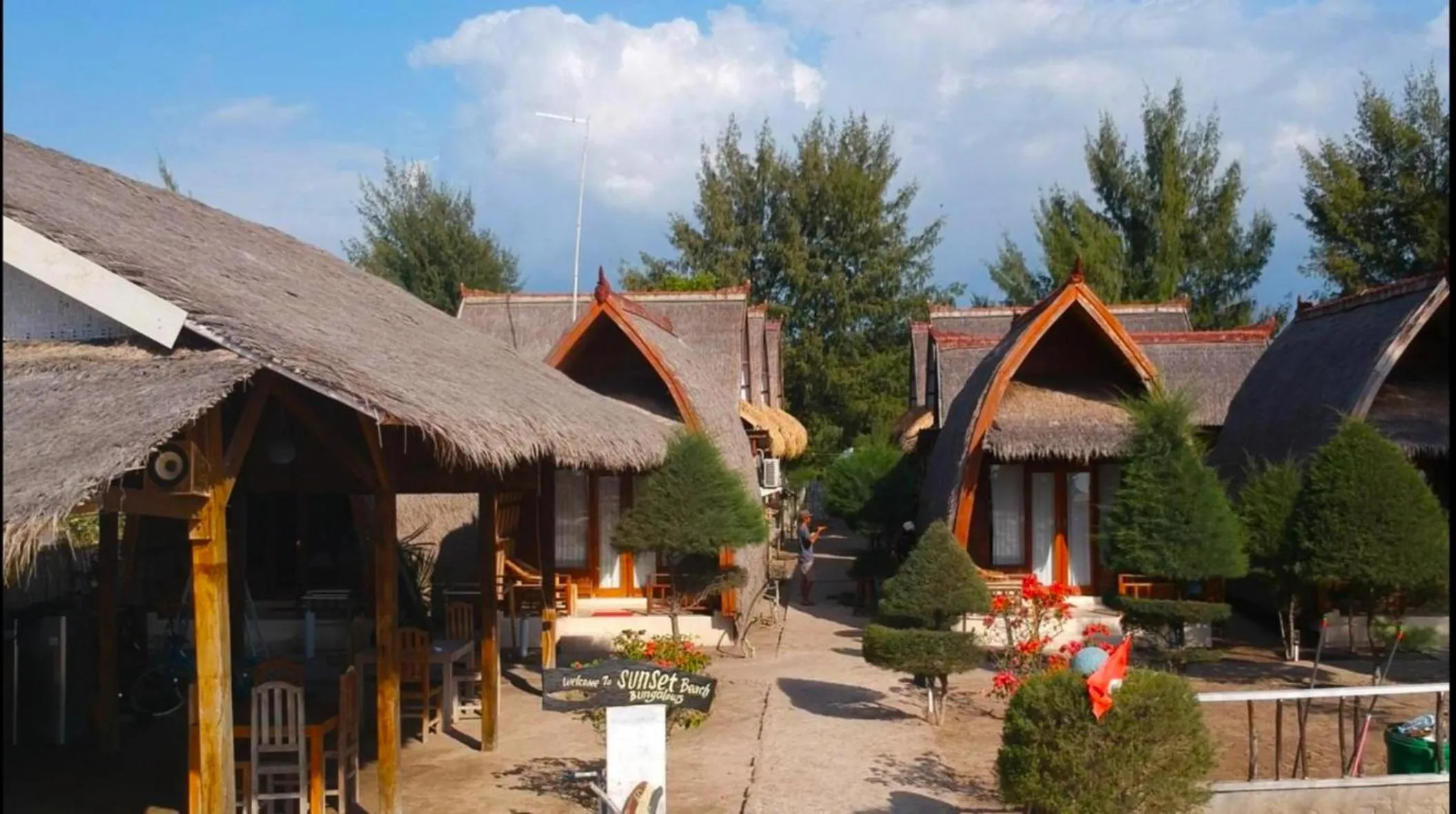 Property building in Sunset Beach Bungalow