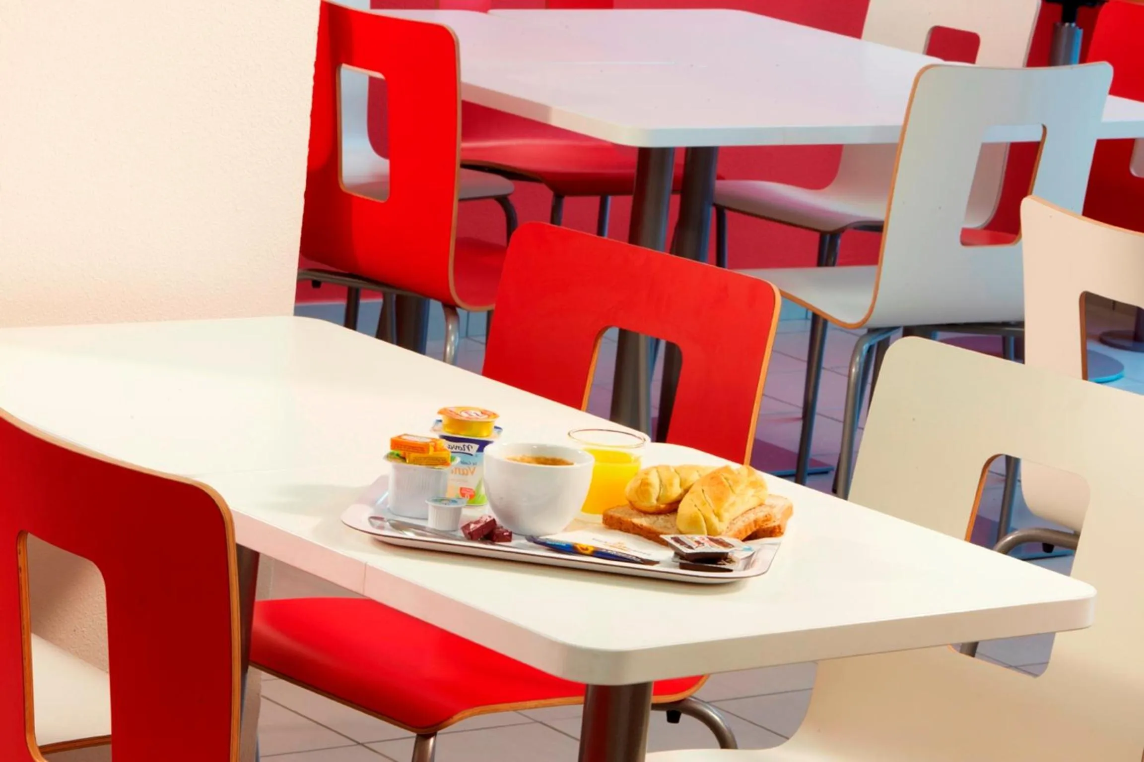 Restaurant/places to eat in Première Classe Roissy - Aéroport CDG - Le Mesnil-Amelot