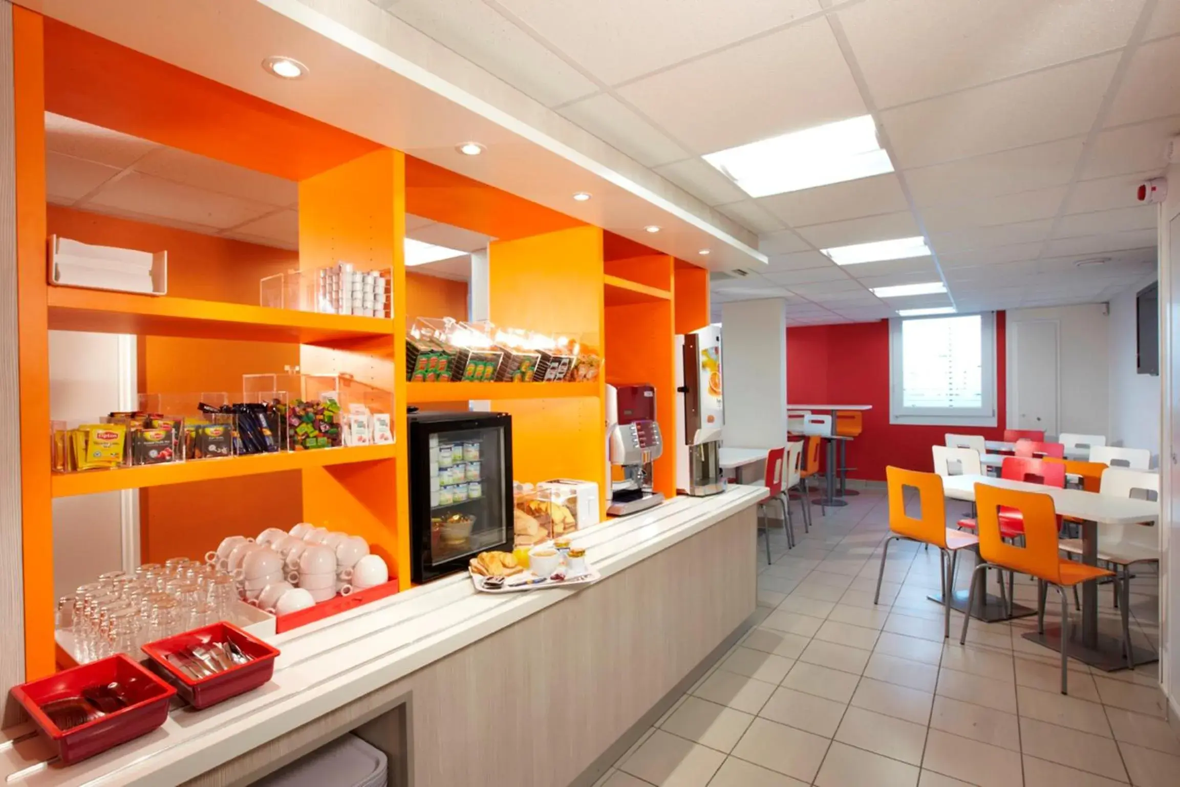 Restaurant/places to eat in Première Classe Roissy - Aéroport CDG - Le Mesnil-Amelot Restaurant/places to eat in Première Classe Roissy - Aéroport CDG - Le Mesnil-Amelot