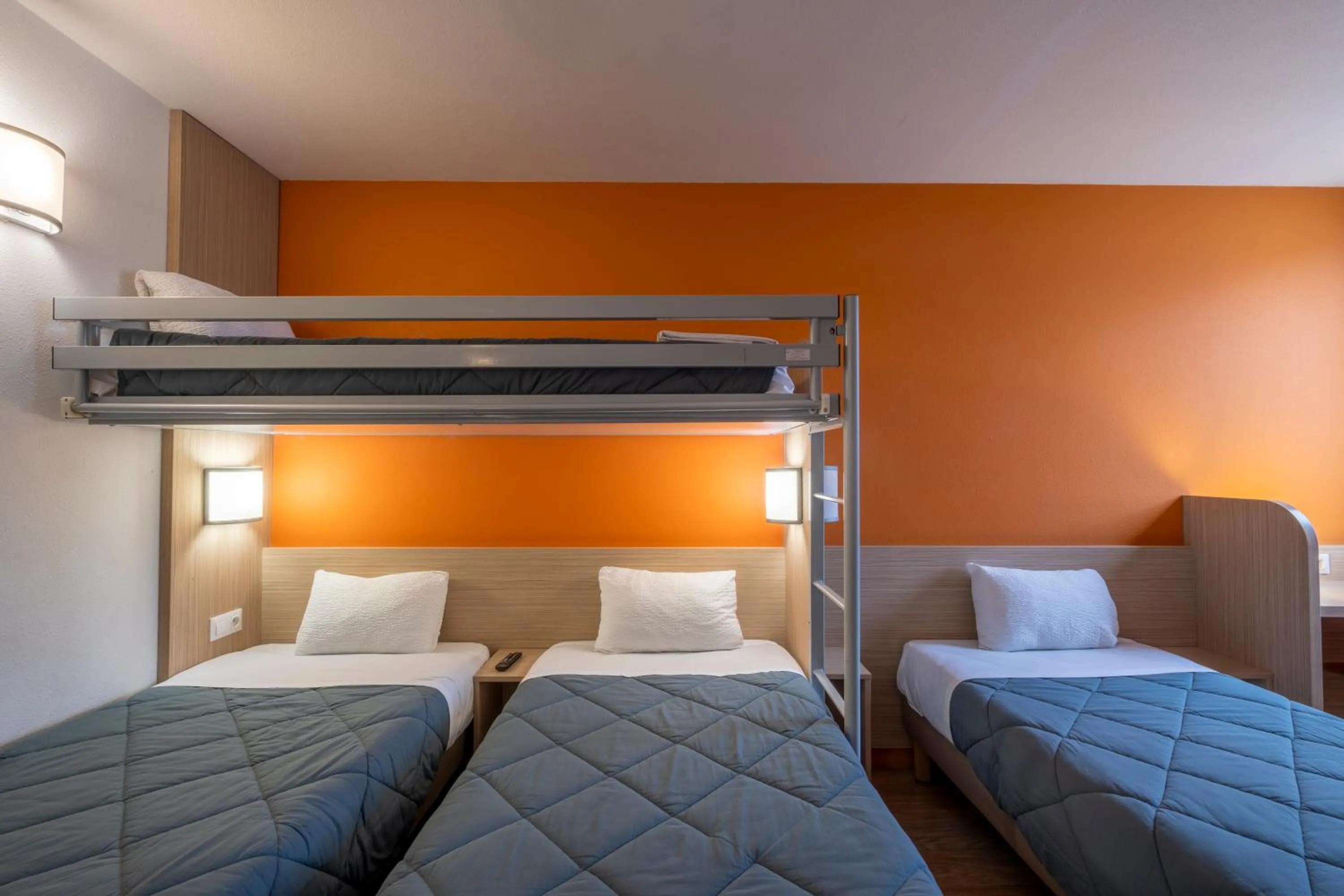 Family, Bed in Première Classe Roissy - Aéroport CDG - Le Mesnil-Amelot