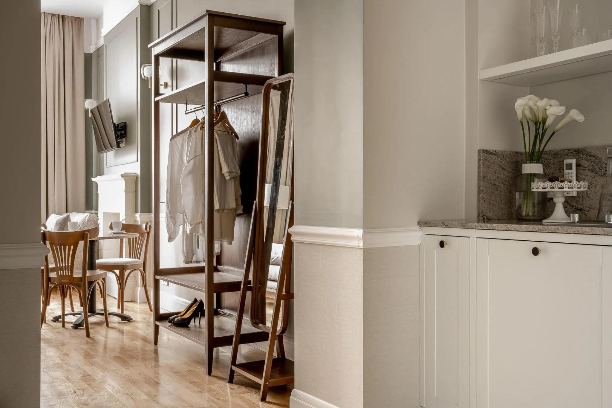 wardrobe in Avanti Palazzo