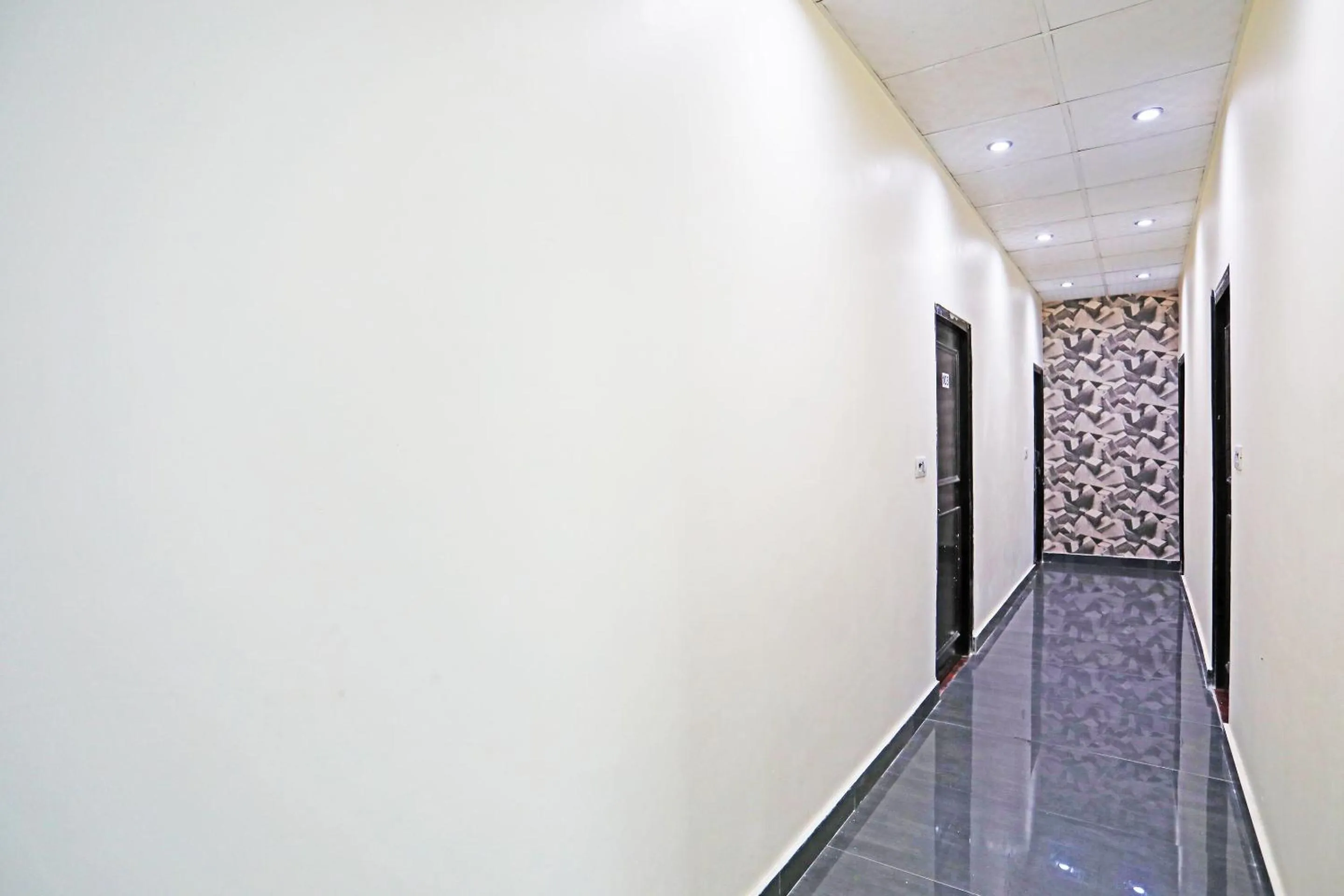 Lobby or reception in Hotel O Platinum Inn