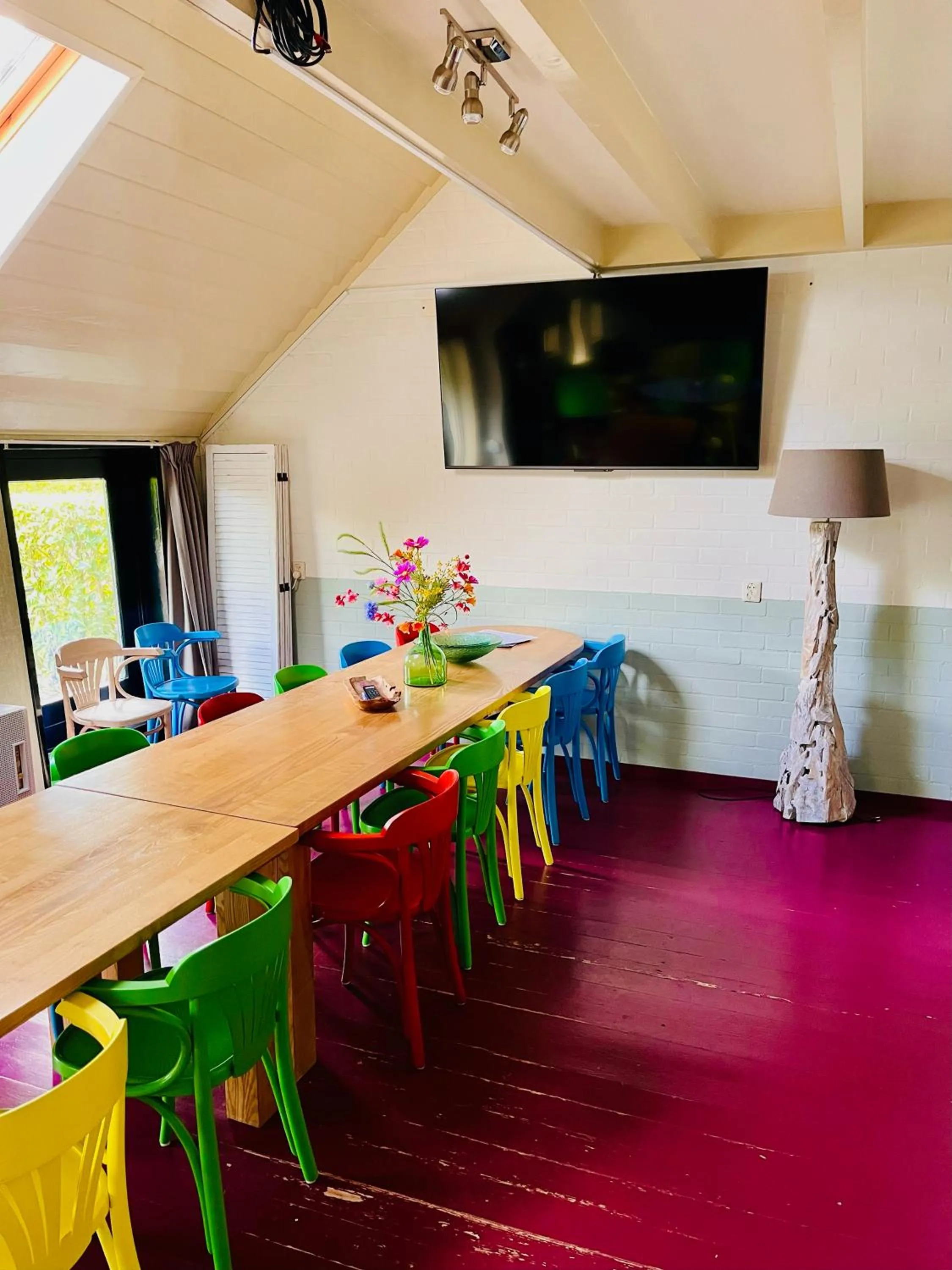 TV and multimedia in De Veurdeale