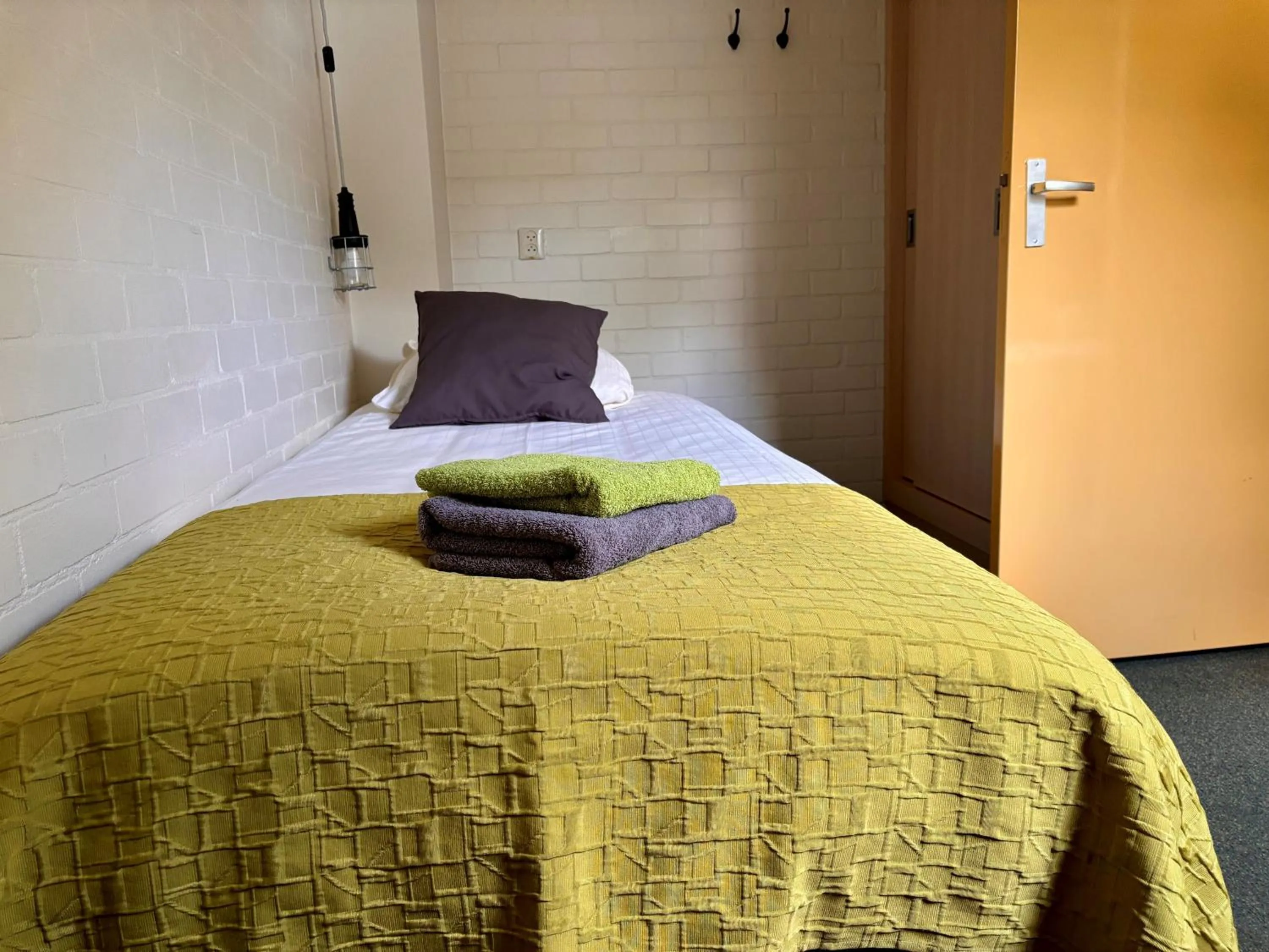 Bedroom, Bed in De Veurdeale