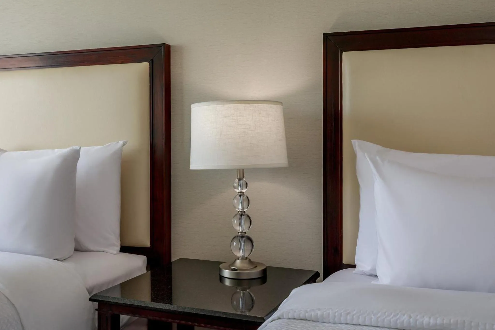 Photo of the whole room, Bed in Holiday Inn & Suites Boston Peabody by IHG