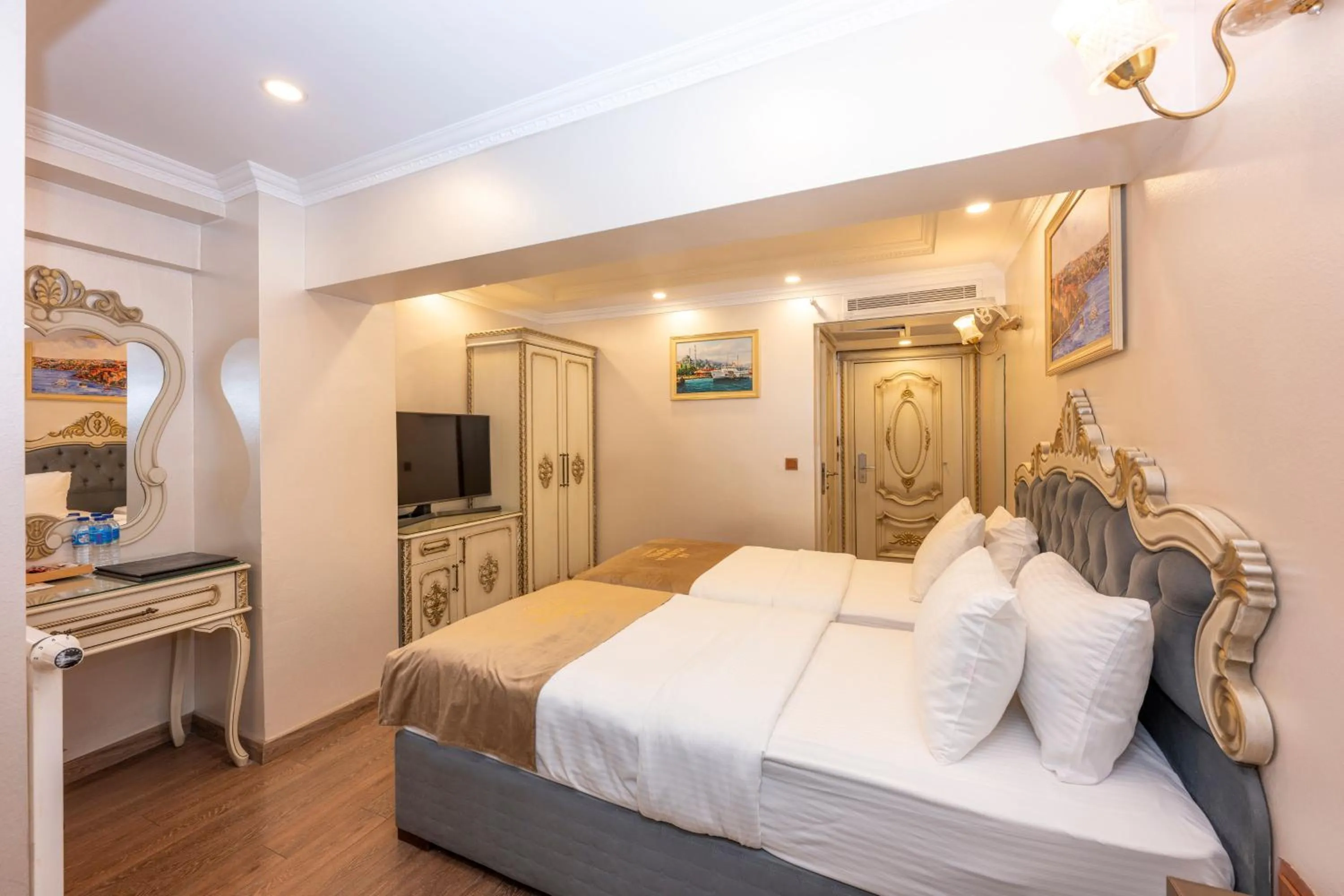 Bed in Almadina Hotel Istanbul