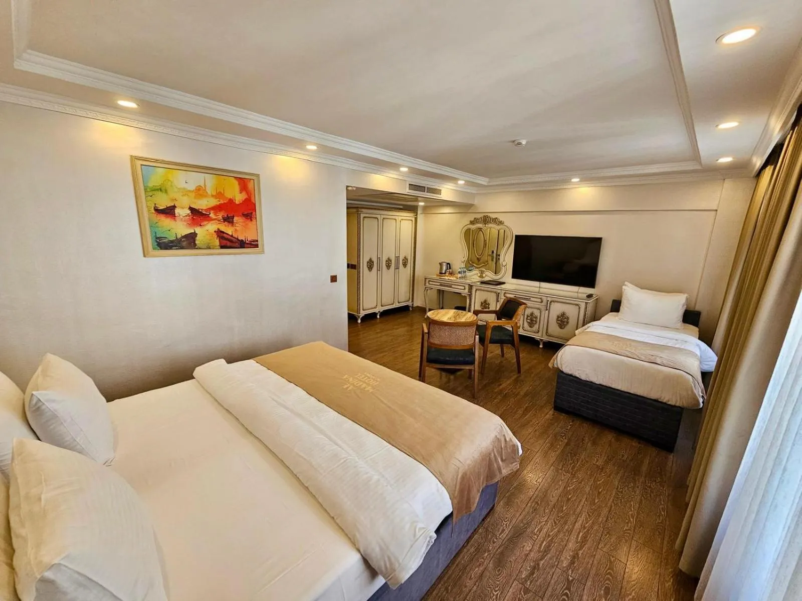 TV and multimedia, Bed in Almadina Hotel Istanbul