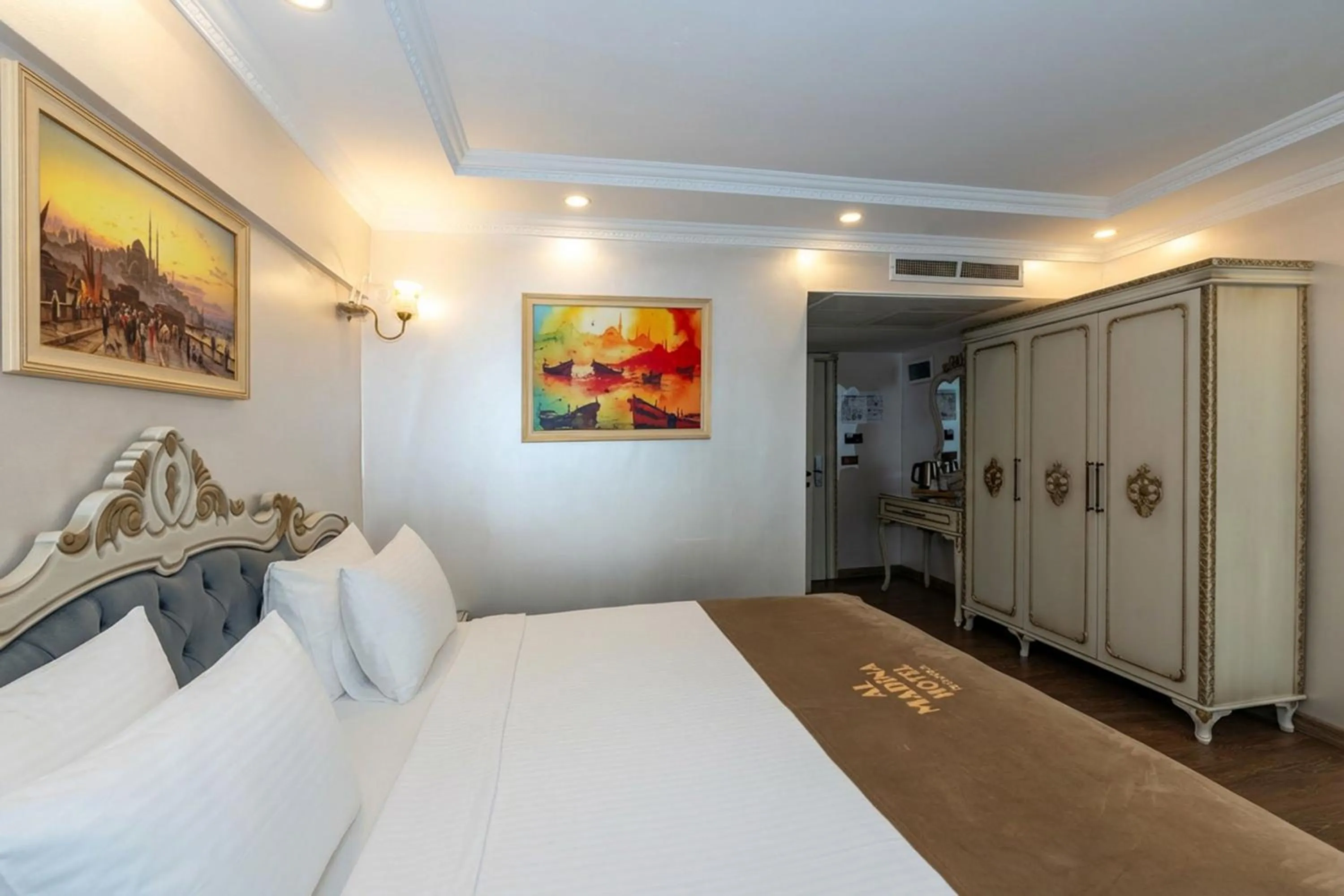 Bed in Almadina Hotel Istanbul