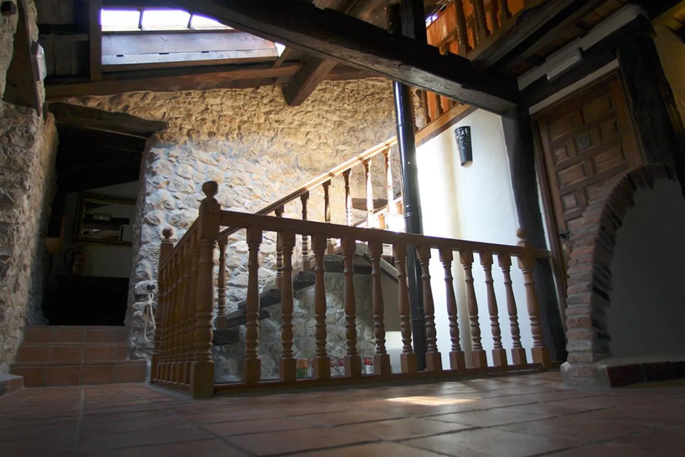 Communal lounge/ TV room in Hotel Rural Llerau