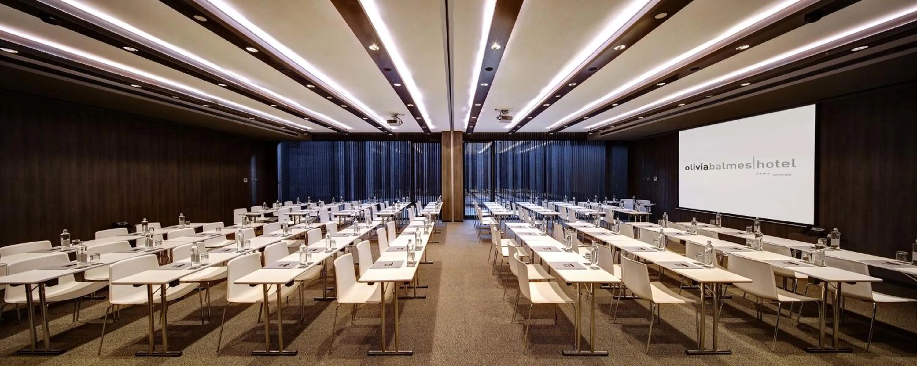 Banquet/Function facilities in Olivia Balmes Hotel