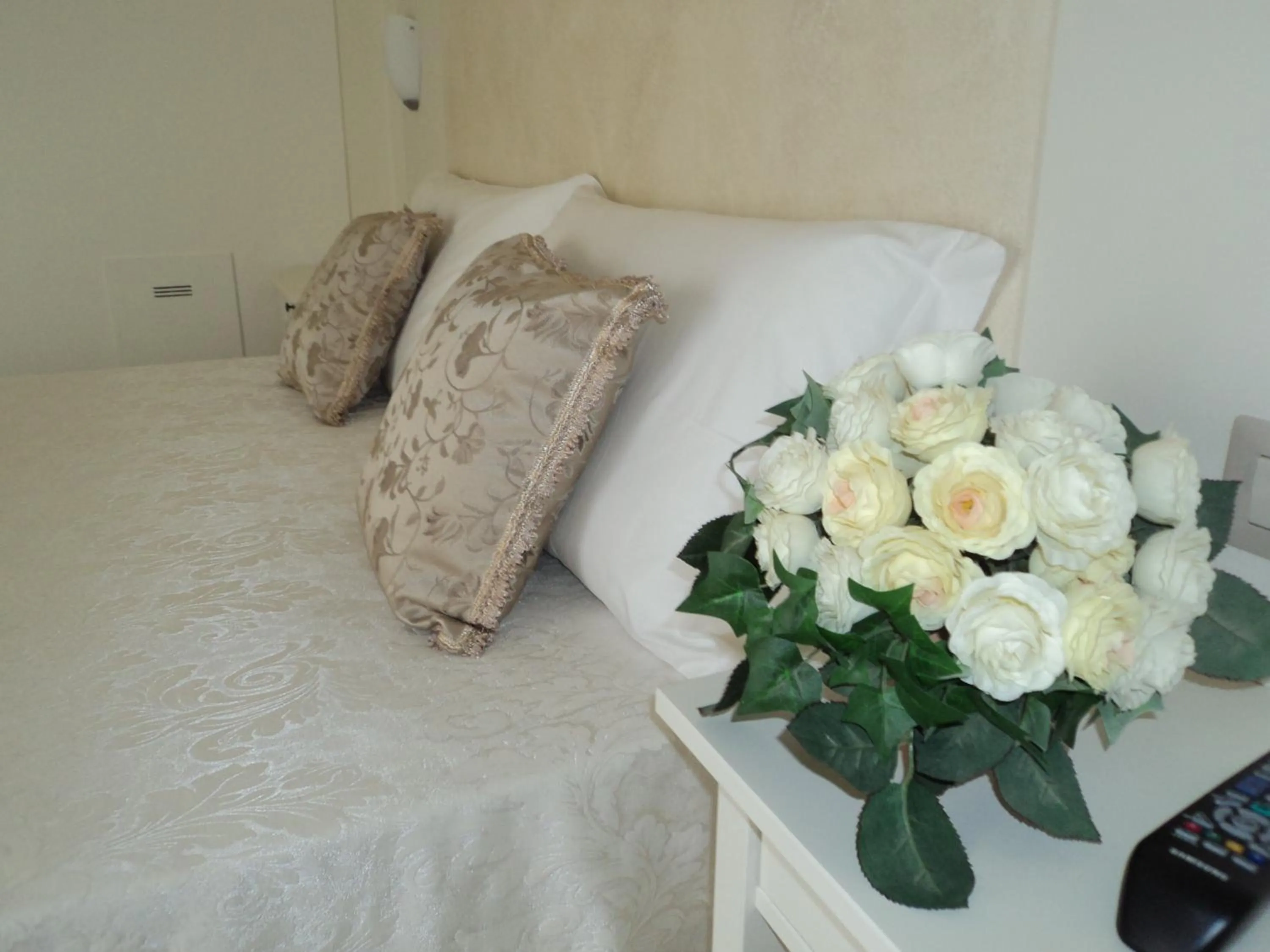 Decorative detail, Bed in Bed & Breakfast Giardini di Corte