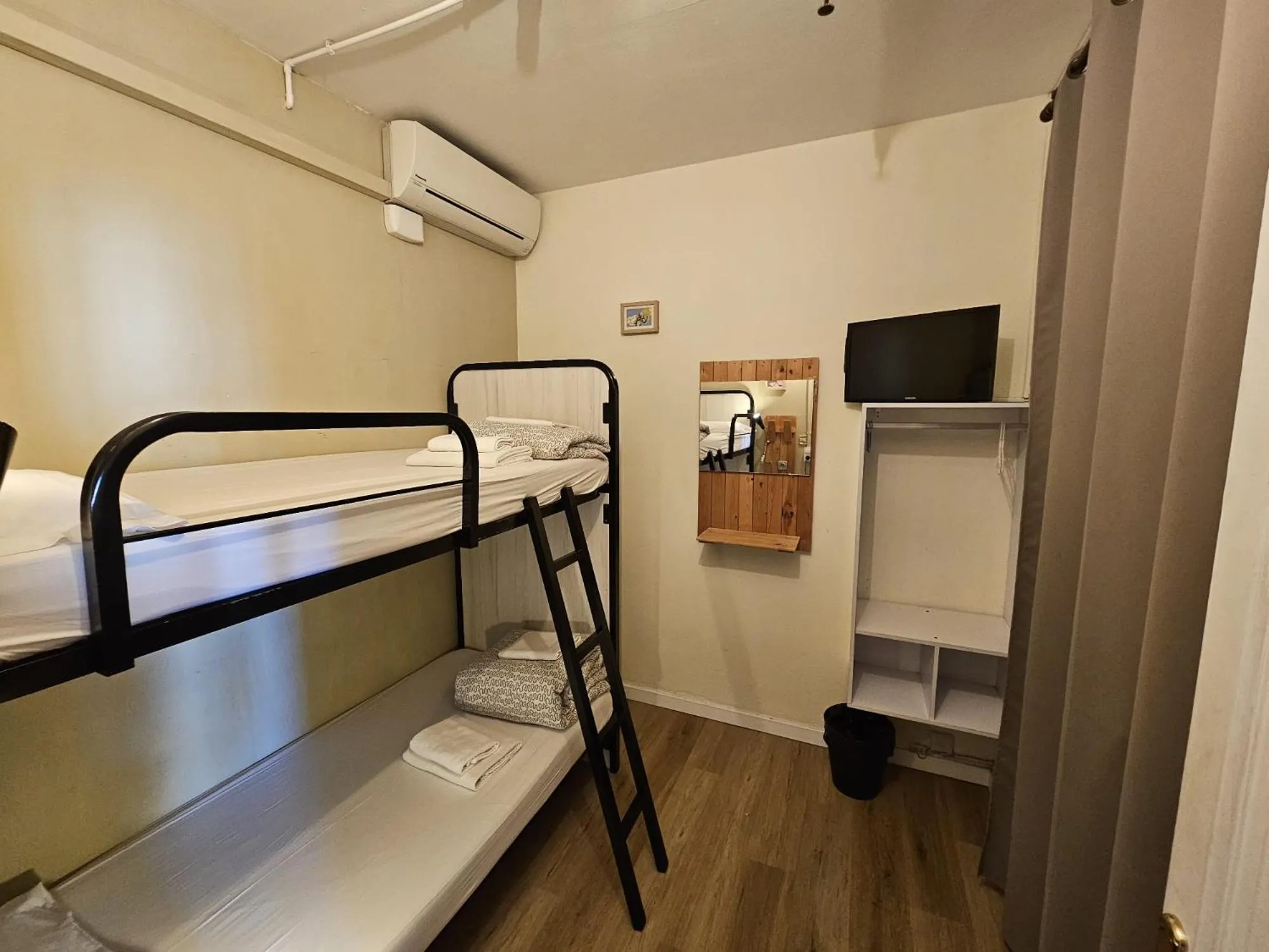 Bed in Wow Hostel Barcelona