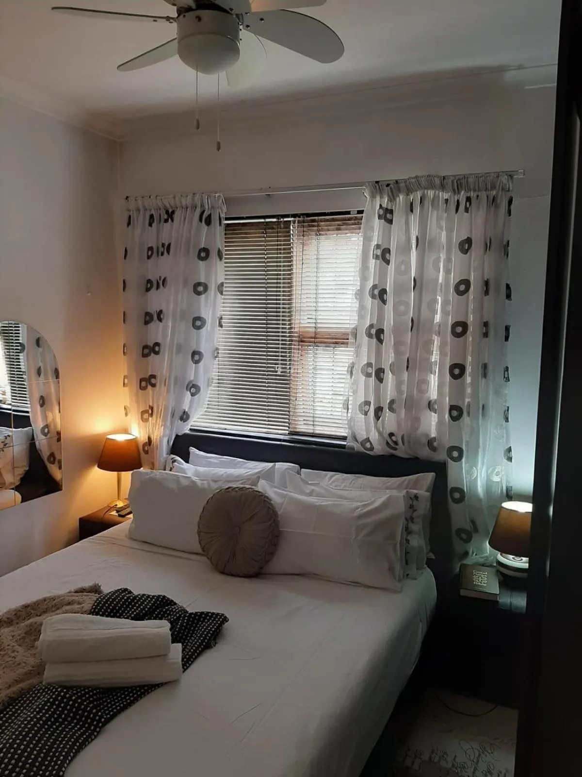 Bed in Turning Point Bed & Breakfast