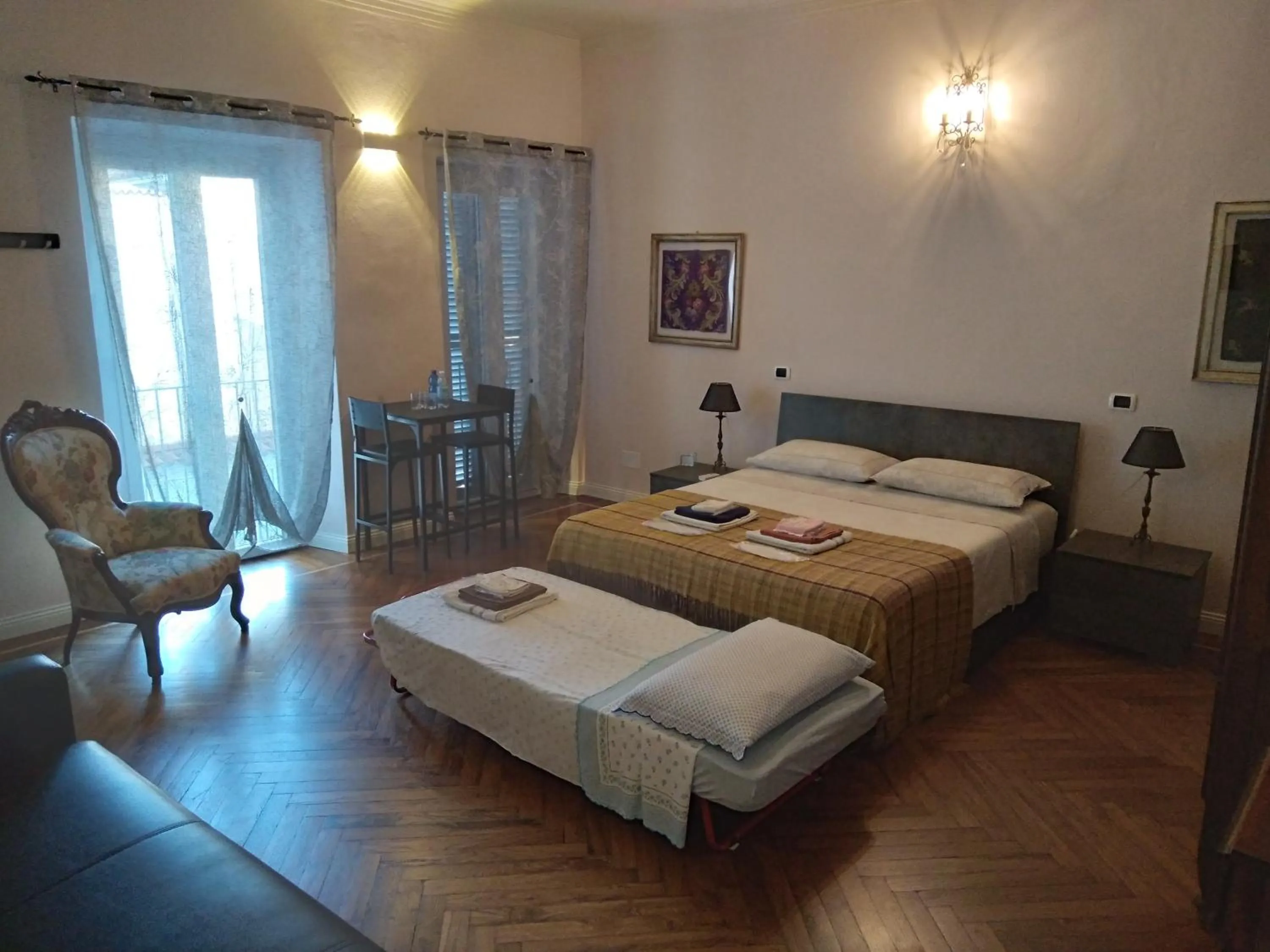 Photo of the whole room in Porte ad Arco