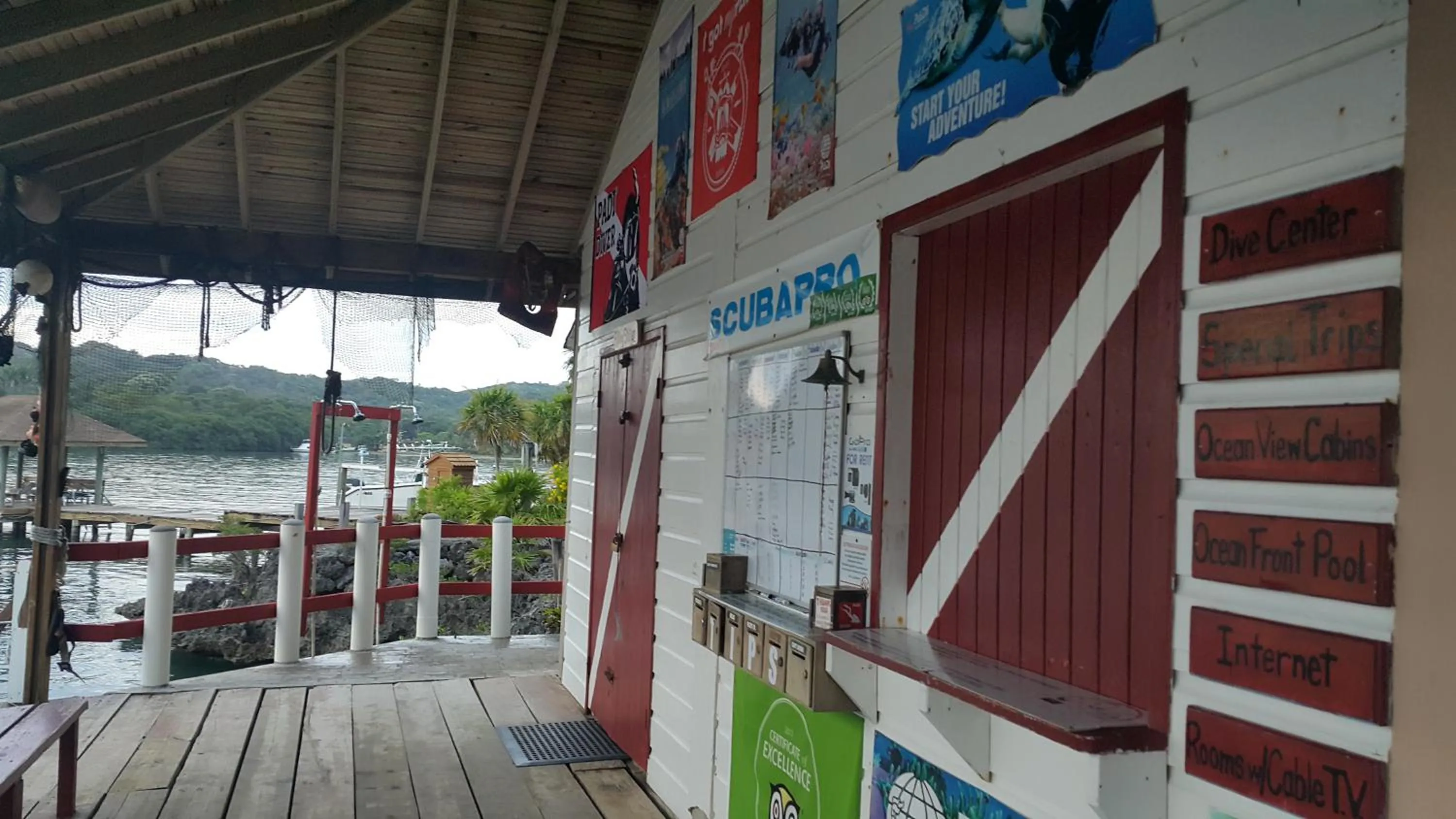 Diving in Seagrape Plantation Resort & Dive Center