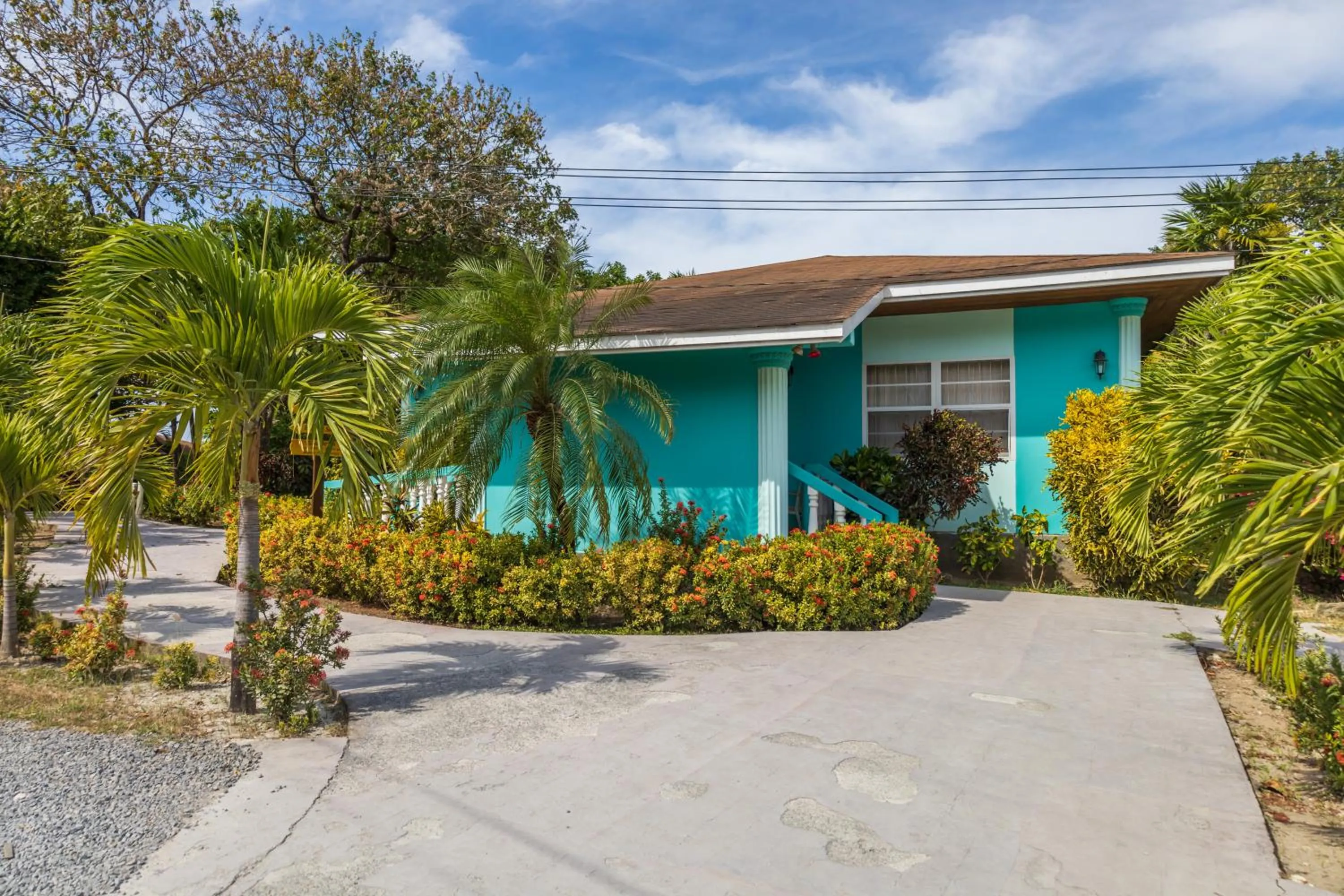 Property building in Seagrape Plantation Resort & Dive Center